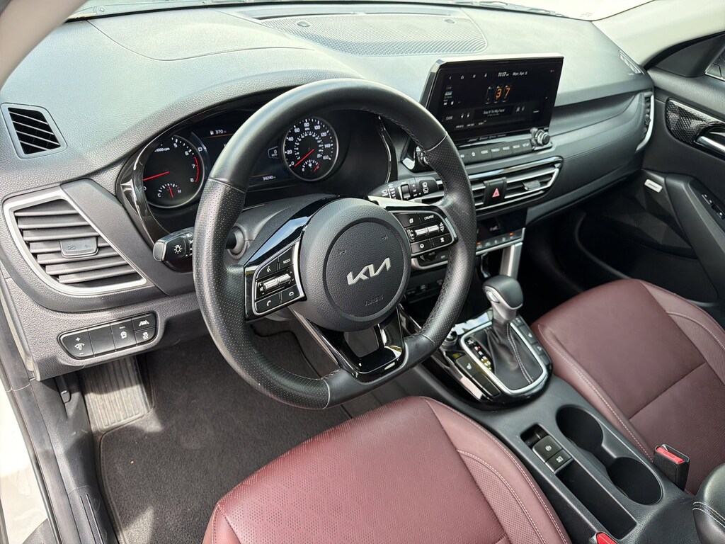 Used 2022 Kia Seltos SX