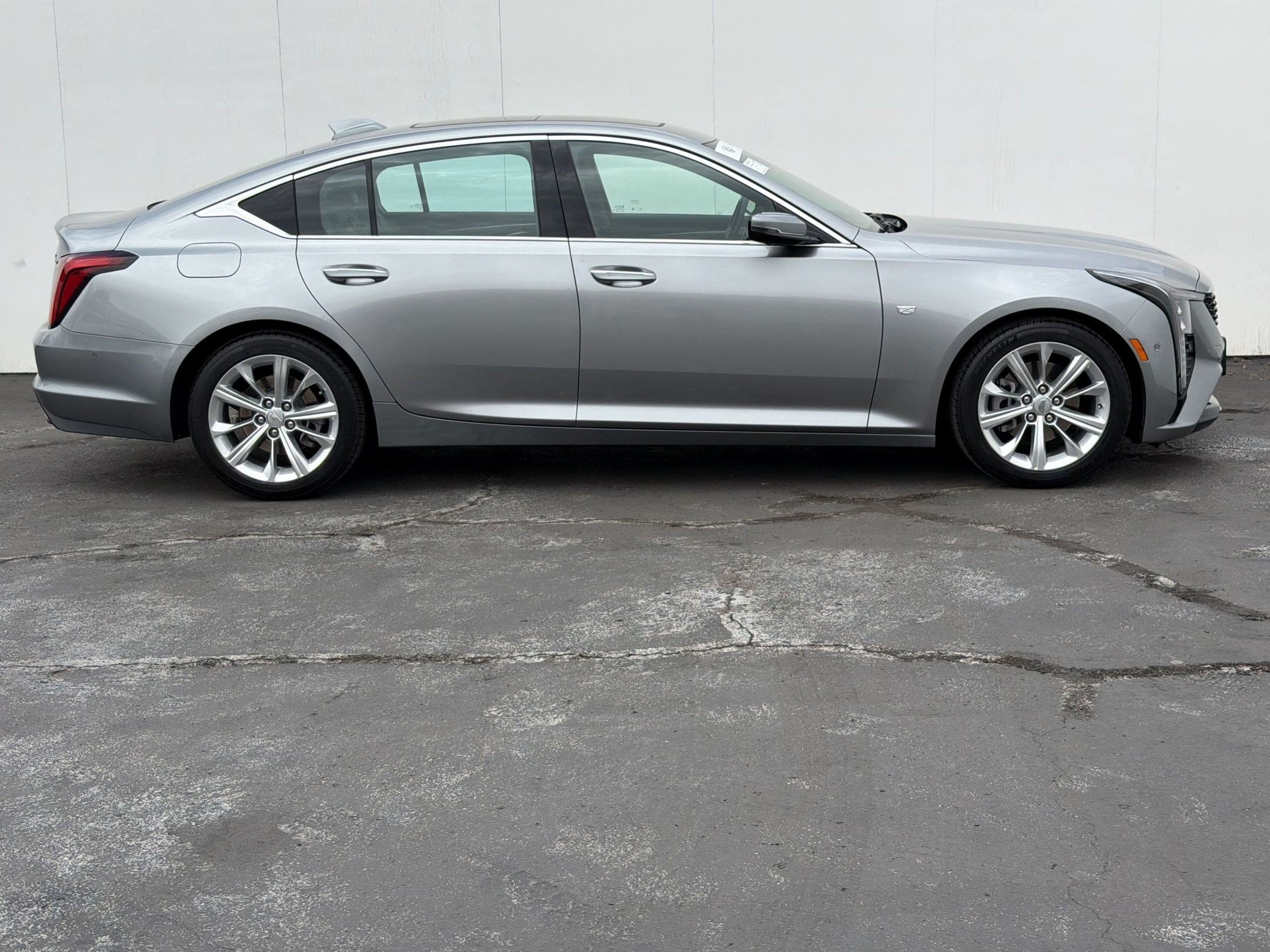 CT5 Premium Luxury Car