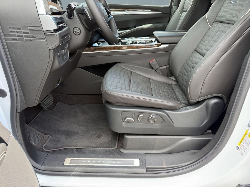 New 2026 CADILLAC Escalade ESV Platinum Sport SUV