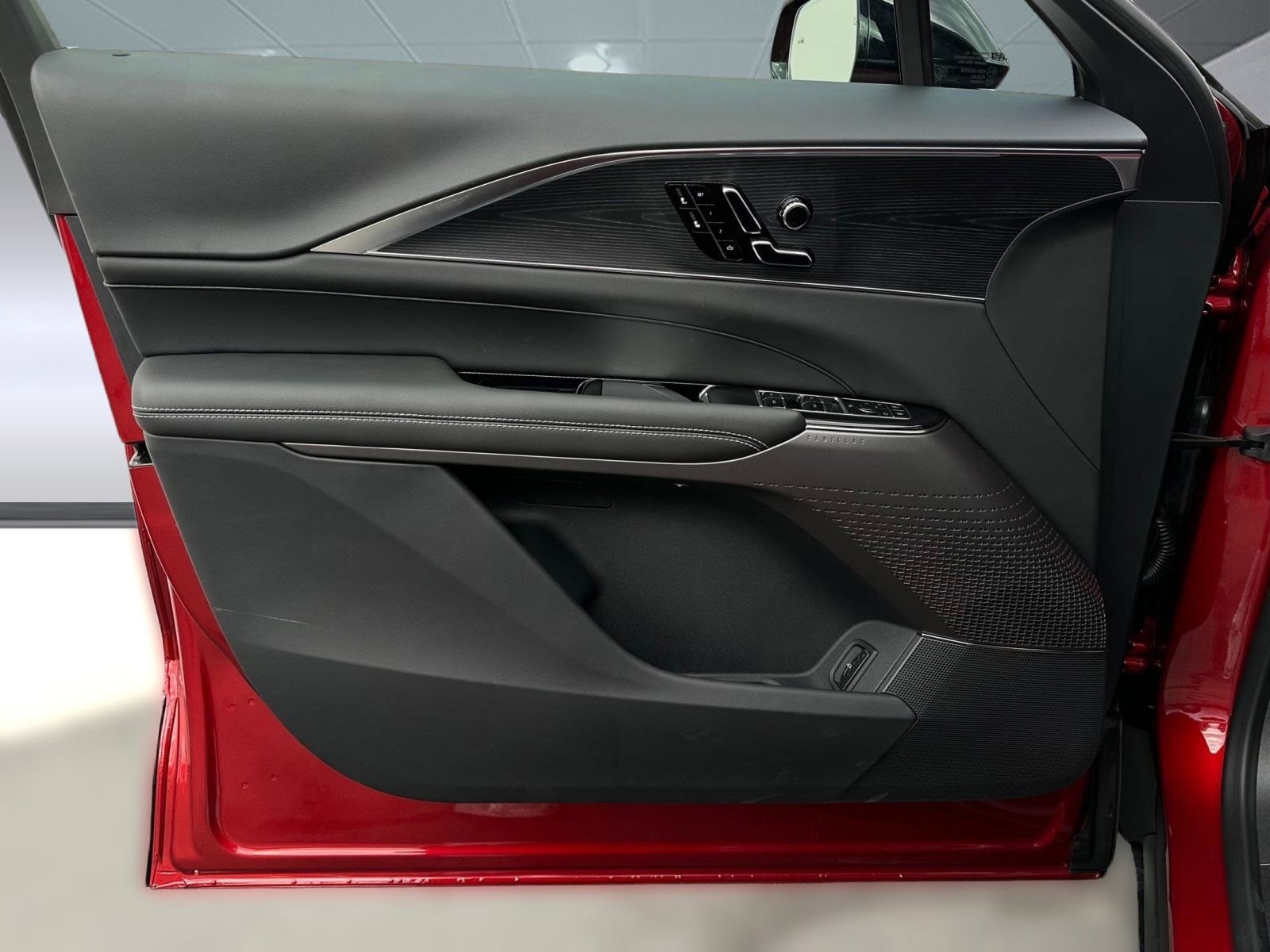 2026 Cadillac LYRIQ Sport - Photo 22