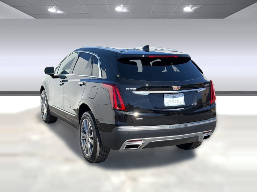New 2026 CADILLAC XT5 Premium Luxury SUV