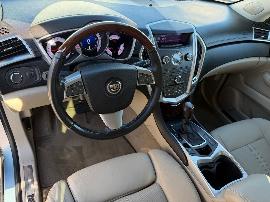 Used 2011 CADILLAC SRX Luxury Collection Crossover