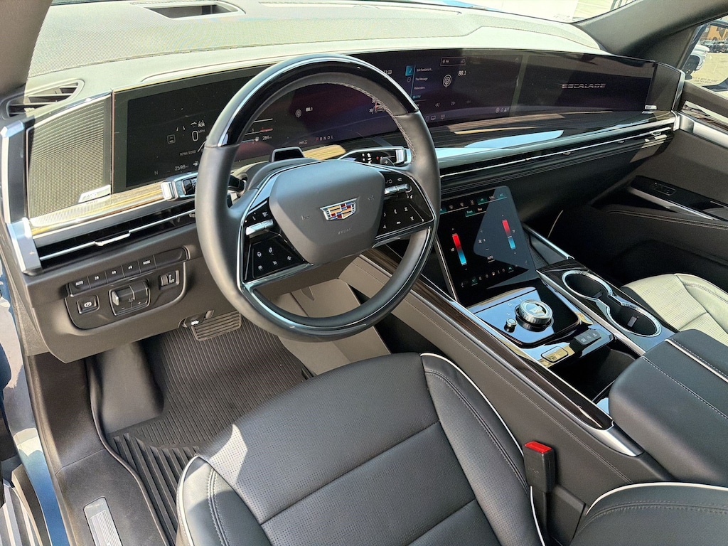 Certified 2026 CADILLAC Escalade Luxury SUV