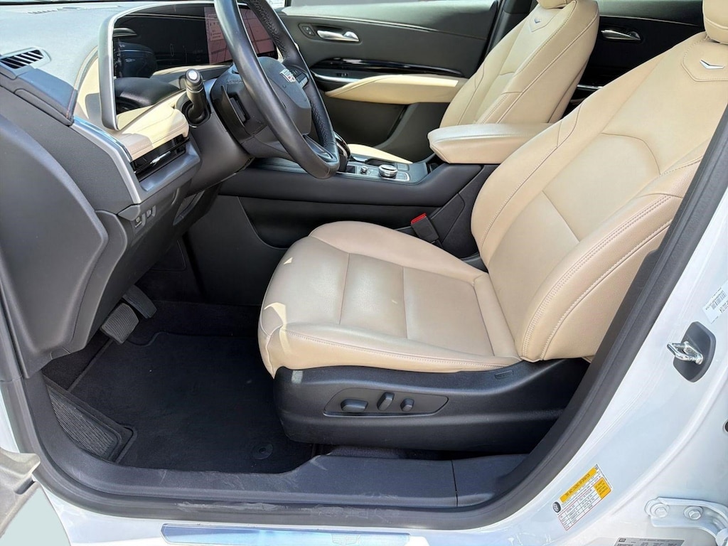 Certified 2024 CADILLAC XT4 Luxury SUV
