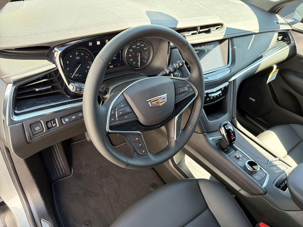 New 2026 CADILLAC XT5 Premium Luxury SUV