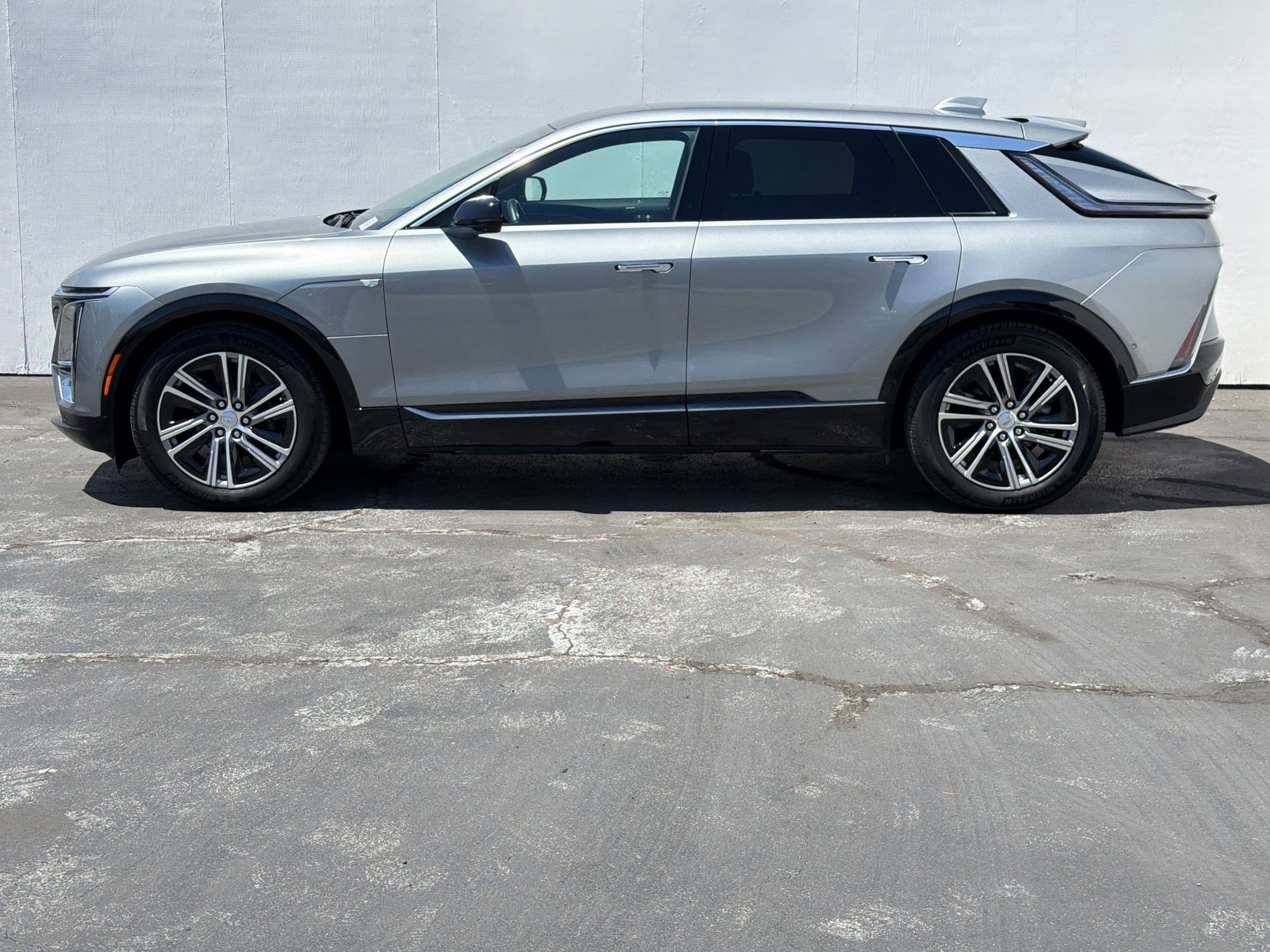 Certified 2024 Cadillac LYRIQ Luxury 2 with VIN 1GYKPRRL1RZ113917 for sale in Las Vegas, NV