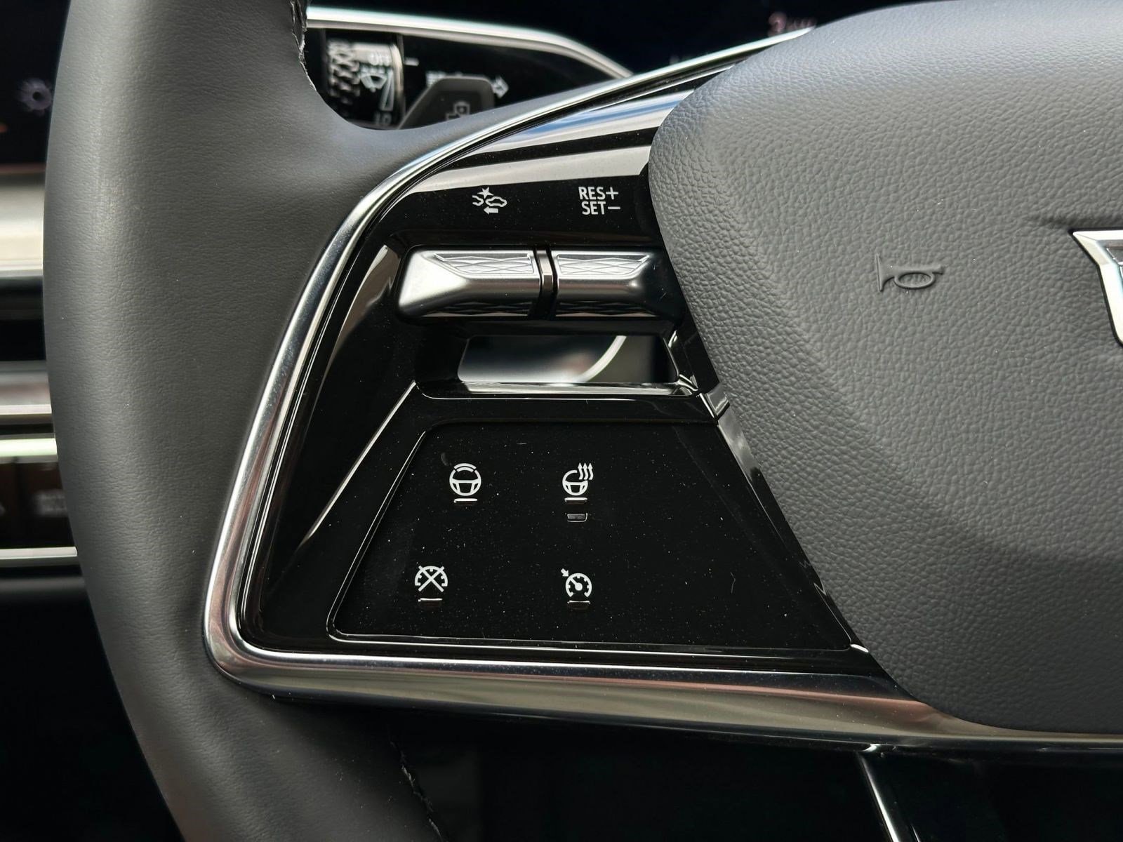 2026 Cadillac LYRIQ Sport - Photo 16
