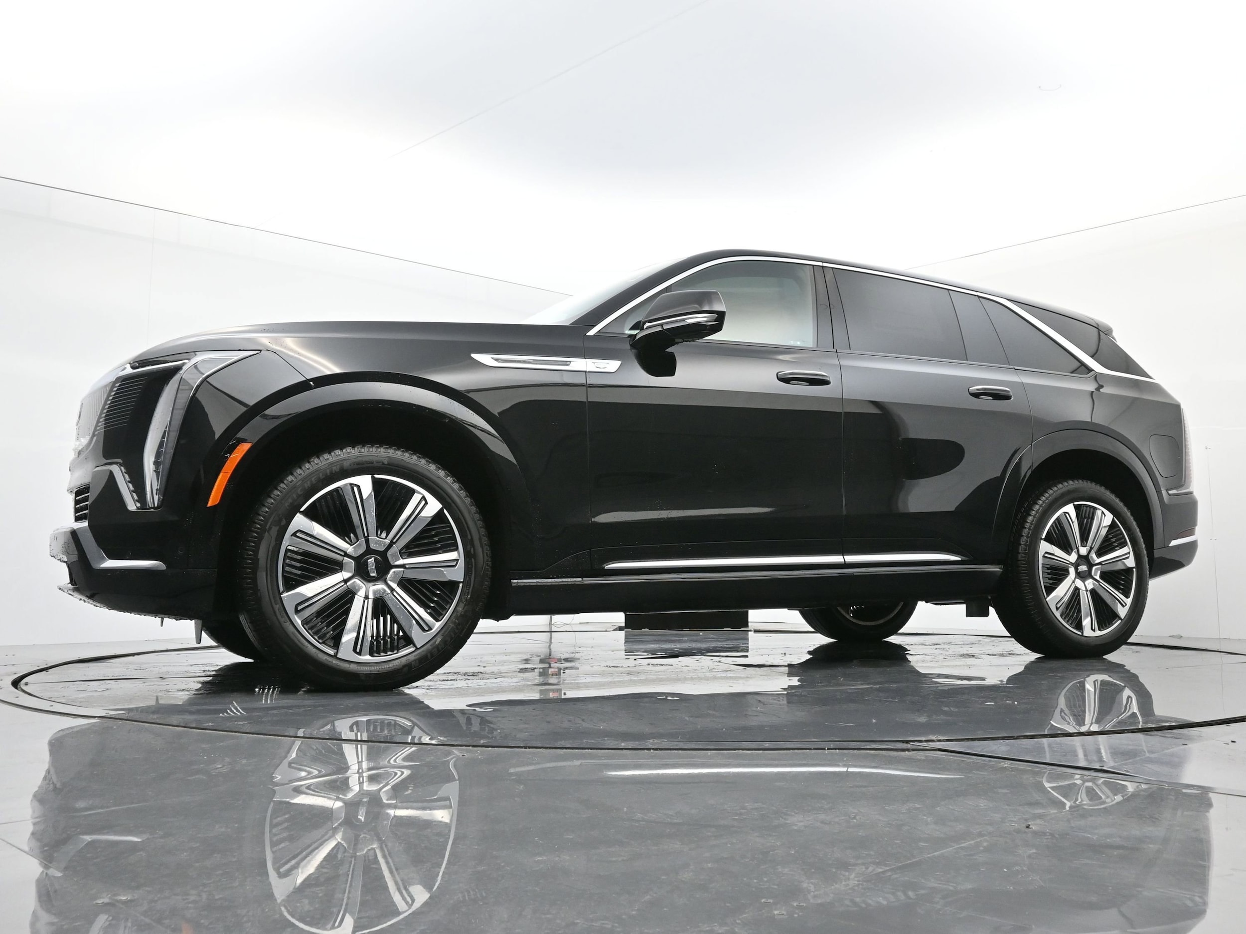 2025 Cadillac Escalade IQ Luxury 2 - Photo 16