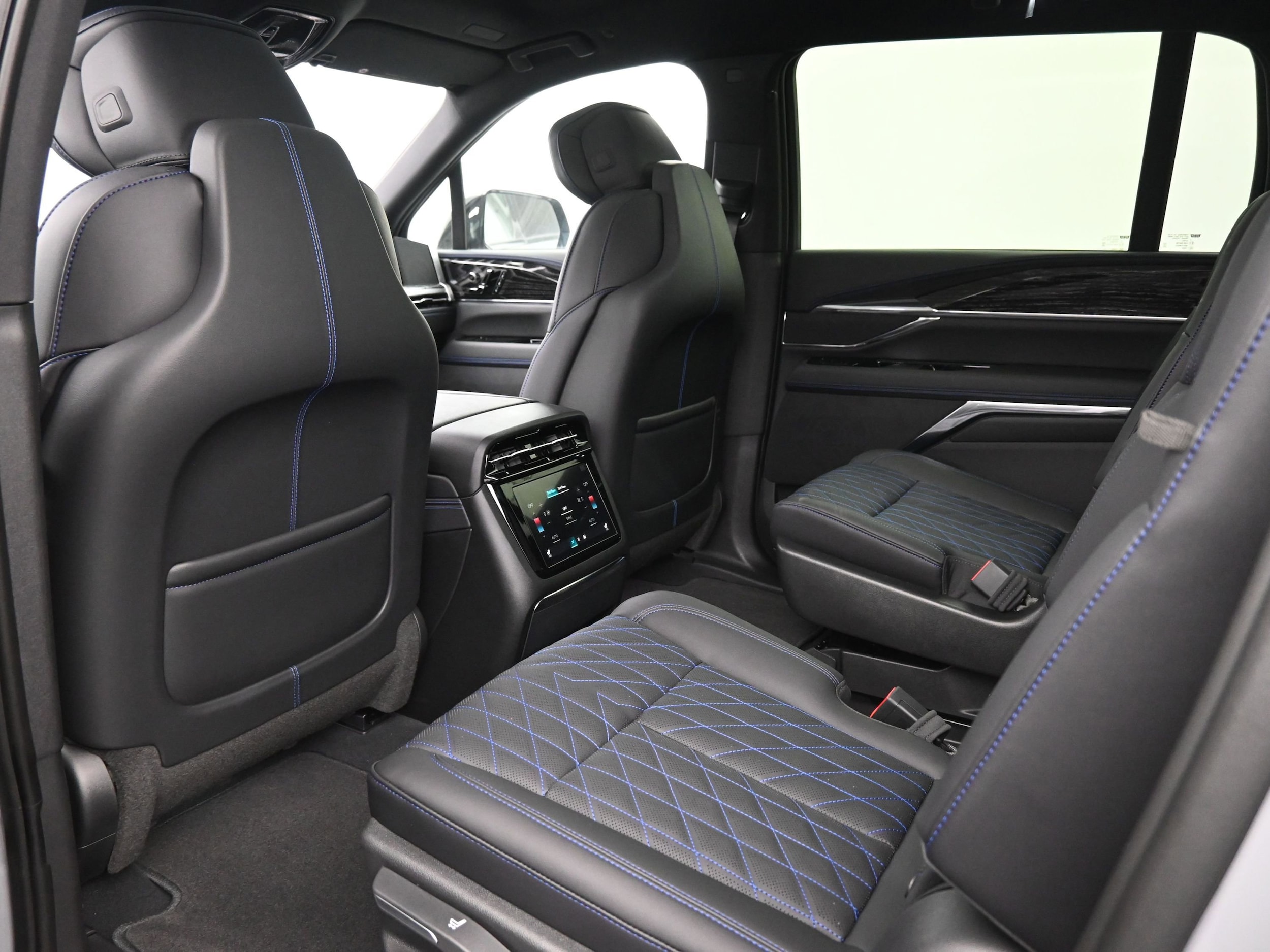 2026 Cadillac Escalade IQ Sport - Photo 10