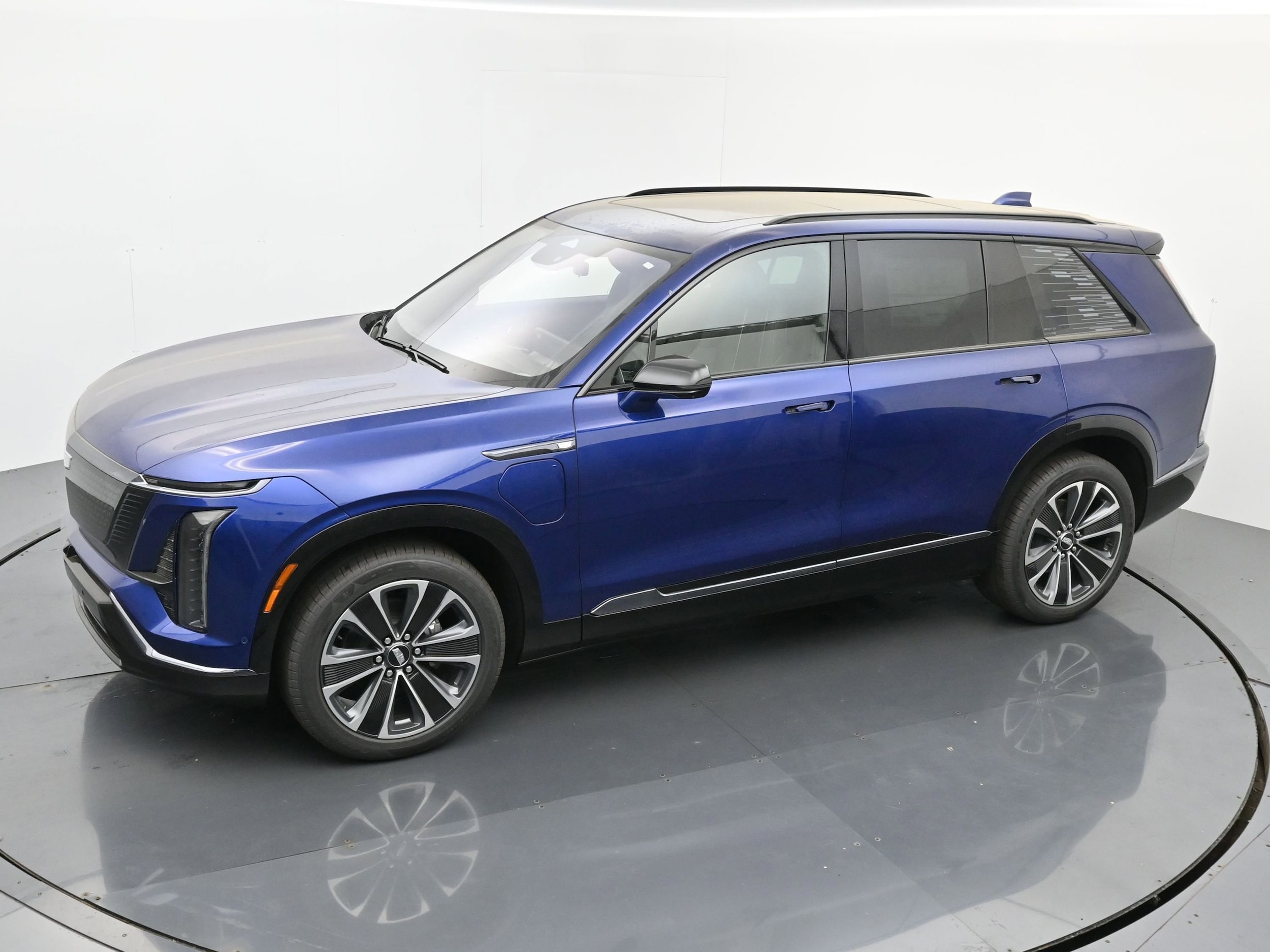 2026 Cadillac VISTIQ Sport - Photo 24
