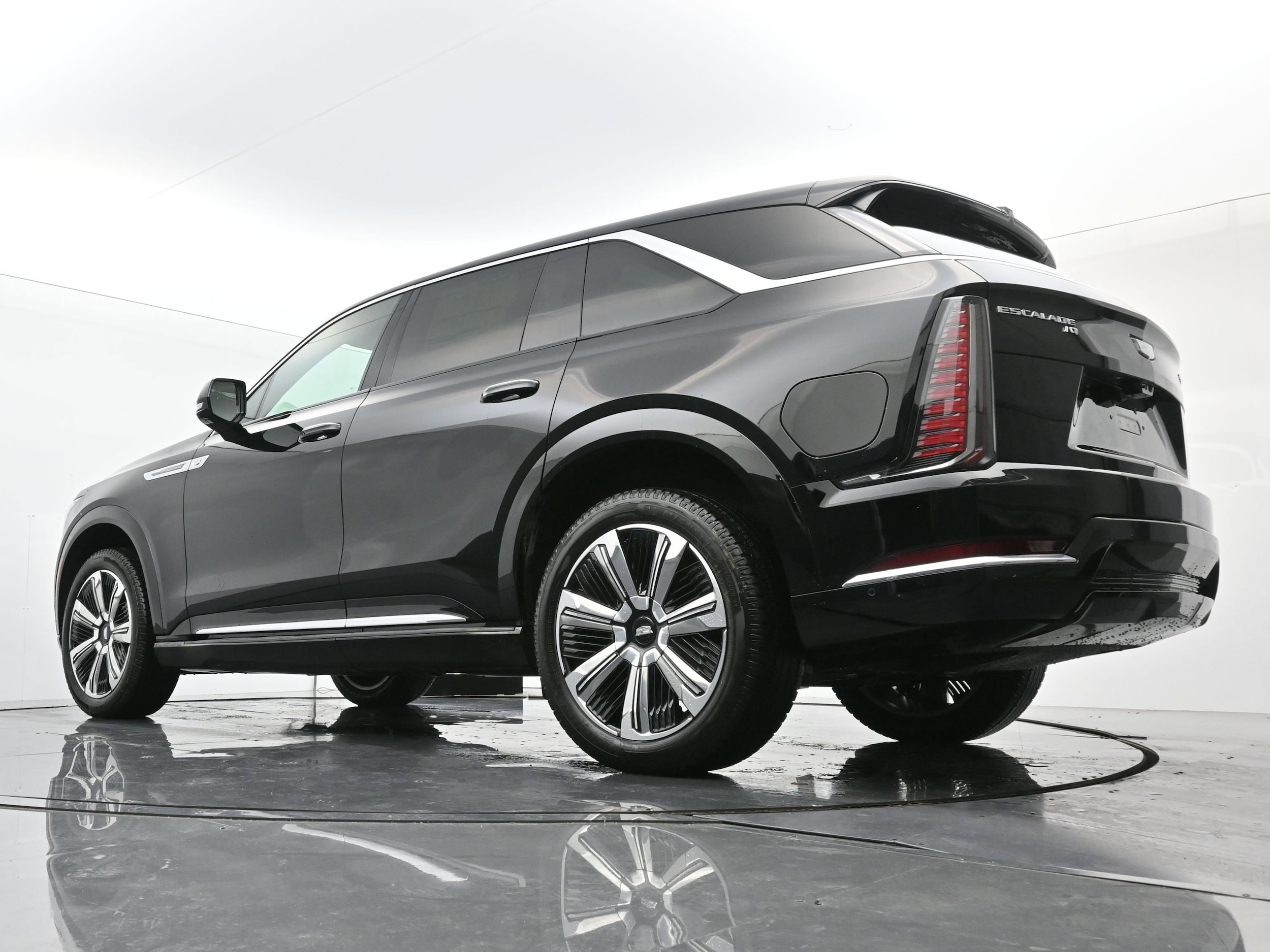 2025 Cadillac Escalade IQ Luxury 2 - Photo 17
