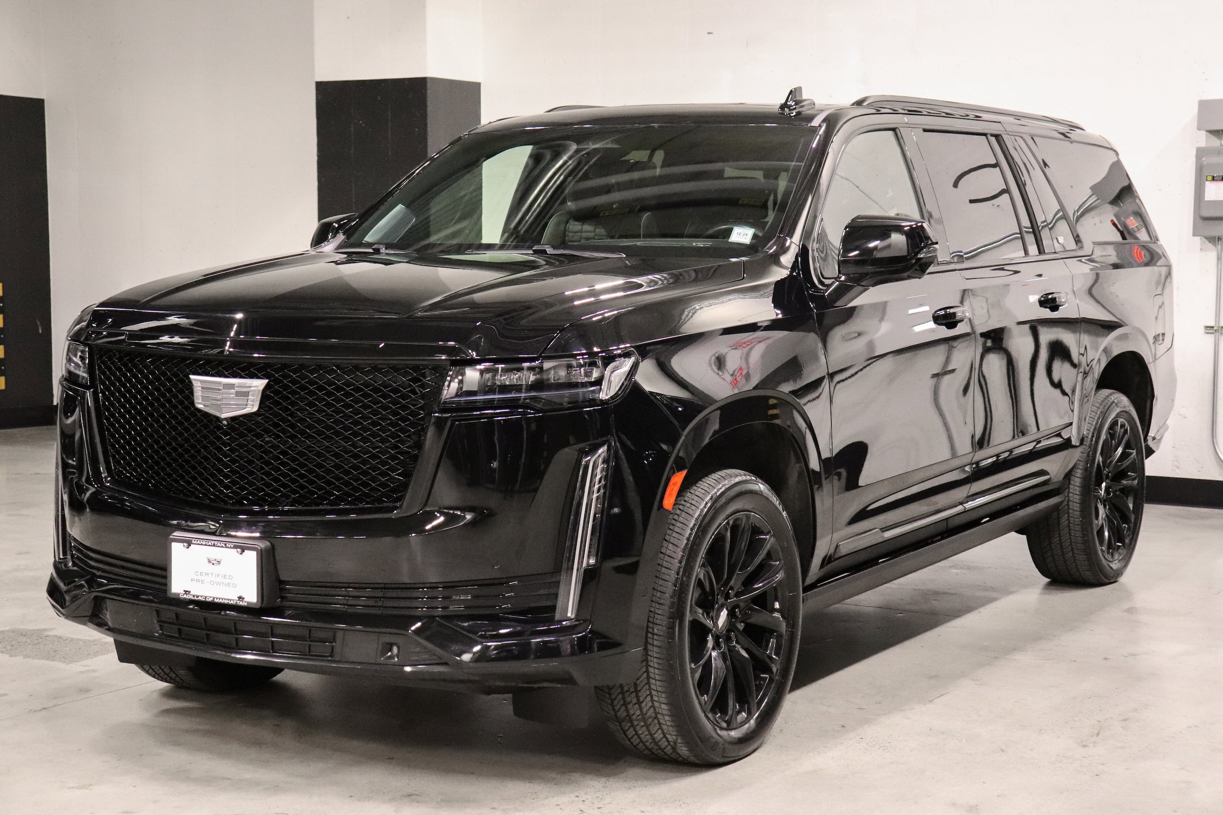 2023 Cadillac Escalade ESV