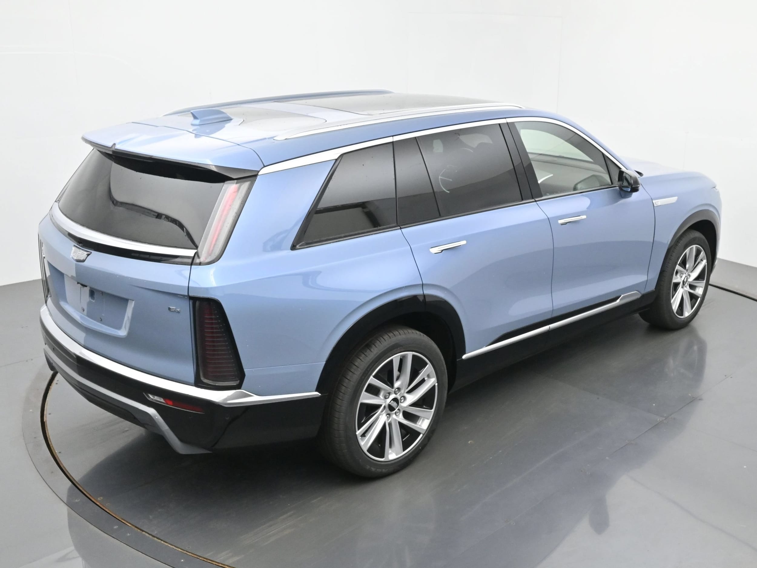 2027 Cadillac VISTIQ Luxury - Photo 26
