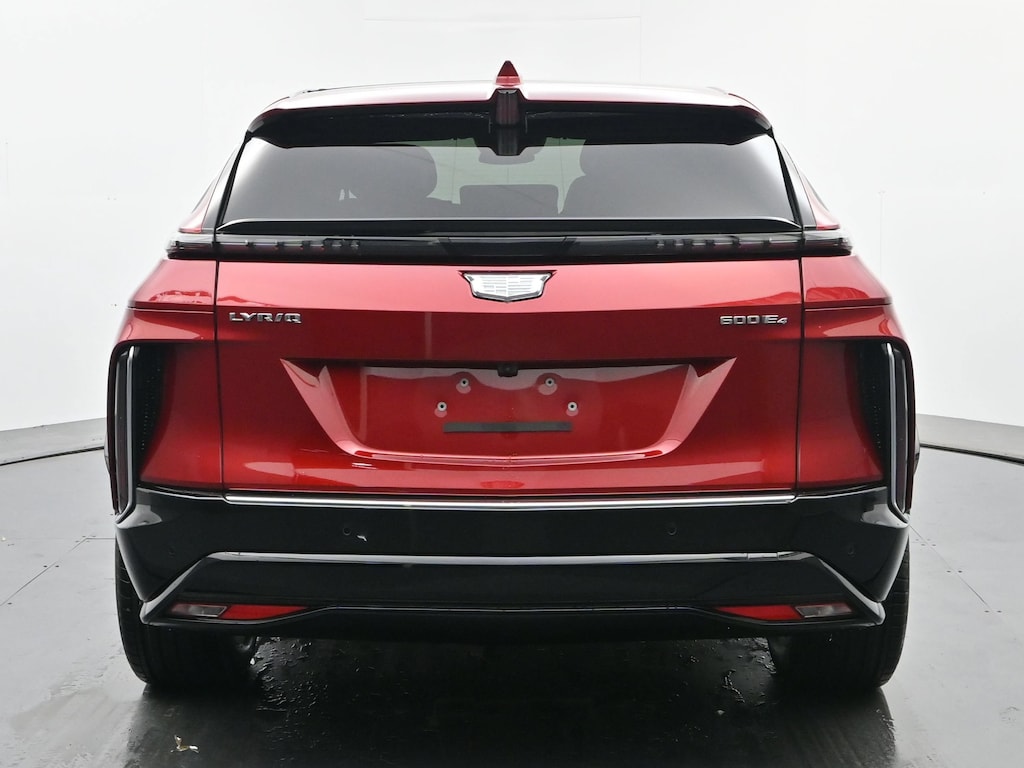 New 2026 CADILLAC LYRIQ Luxury SUV