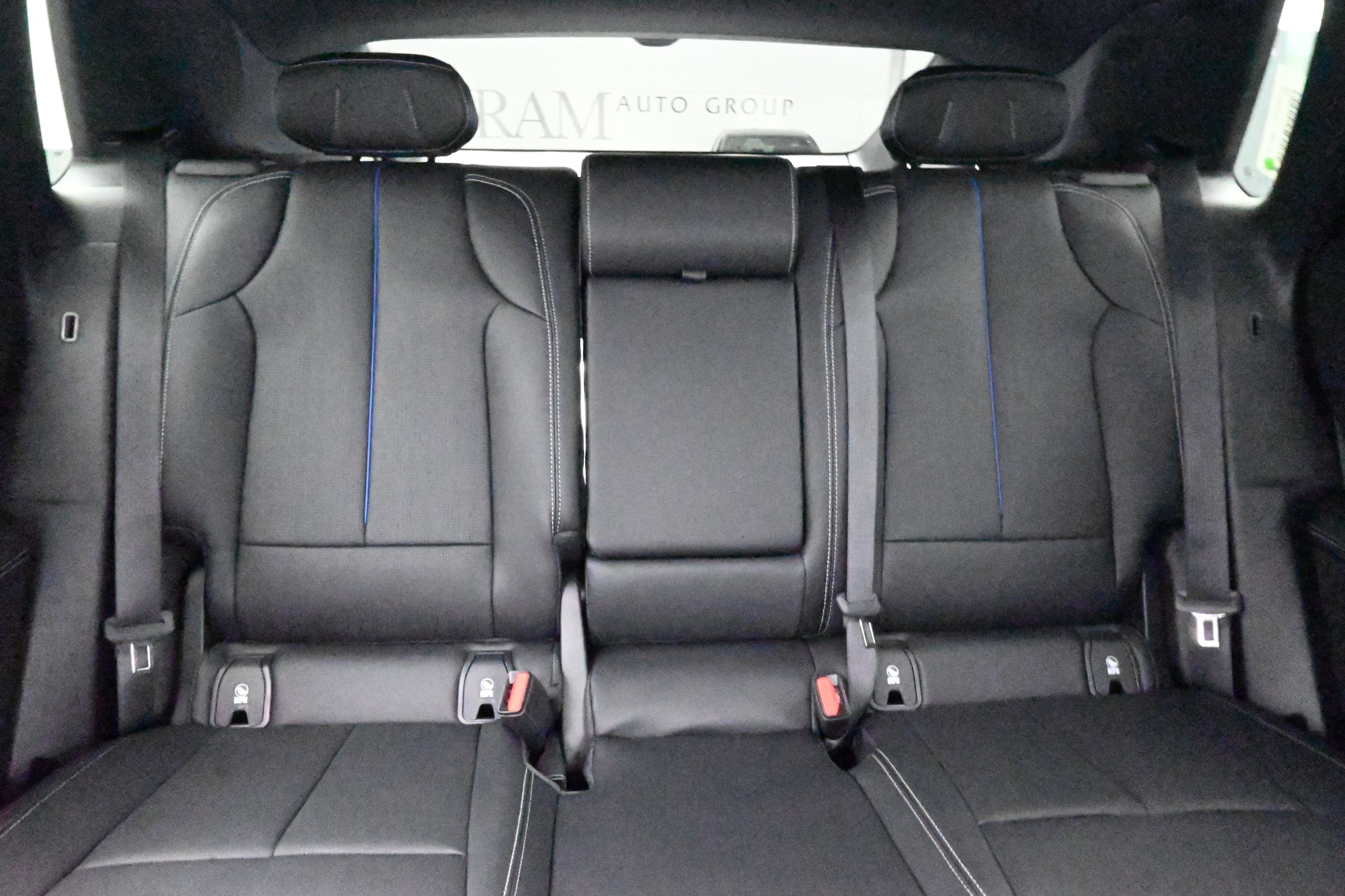 2027 Cadillac LYRIQ Luxury - Photo 14