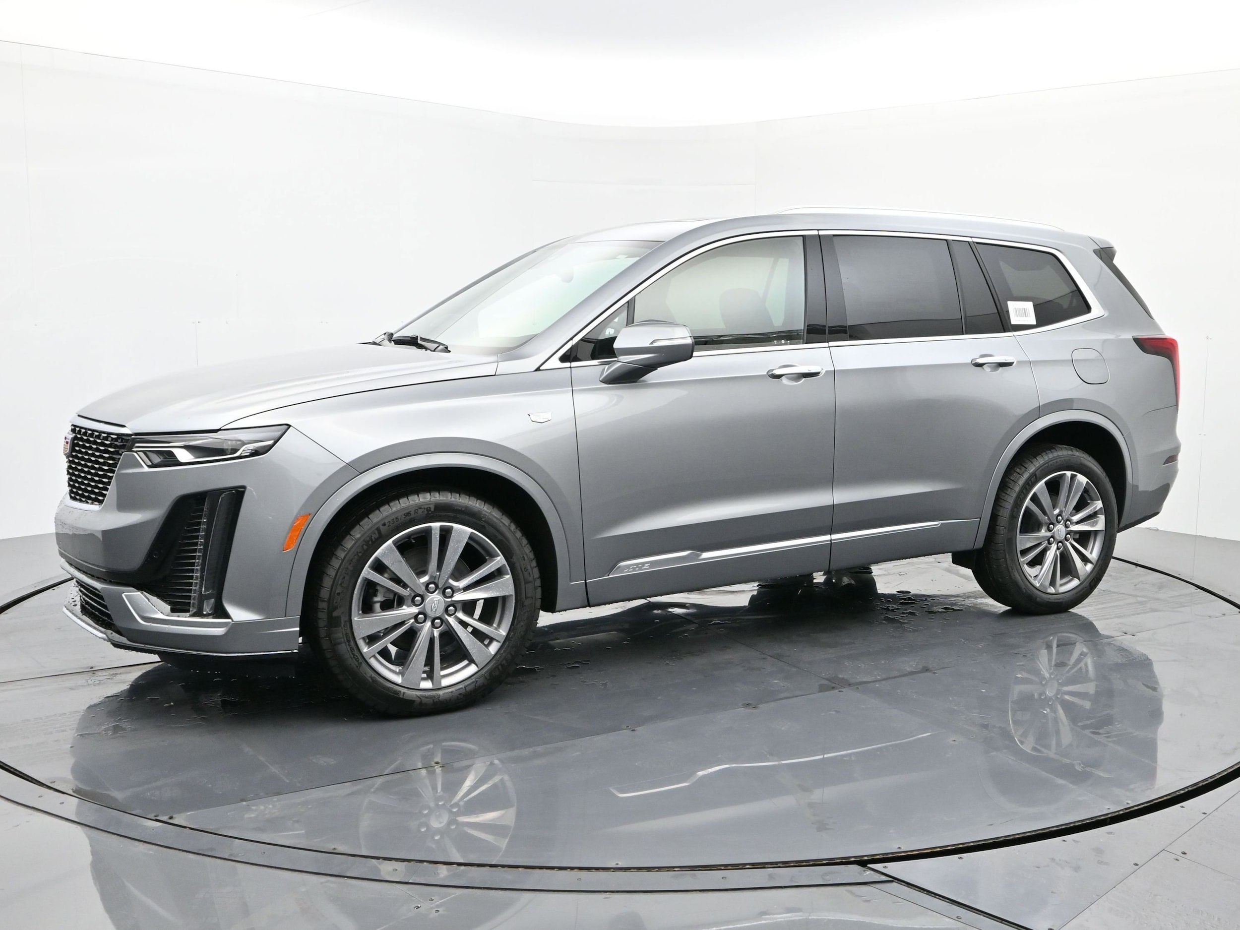2025 Cadillac XT6 Premium Luxury photo 2
