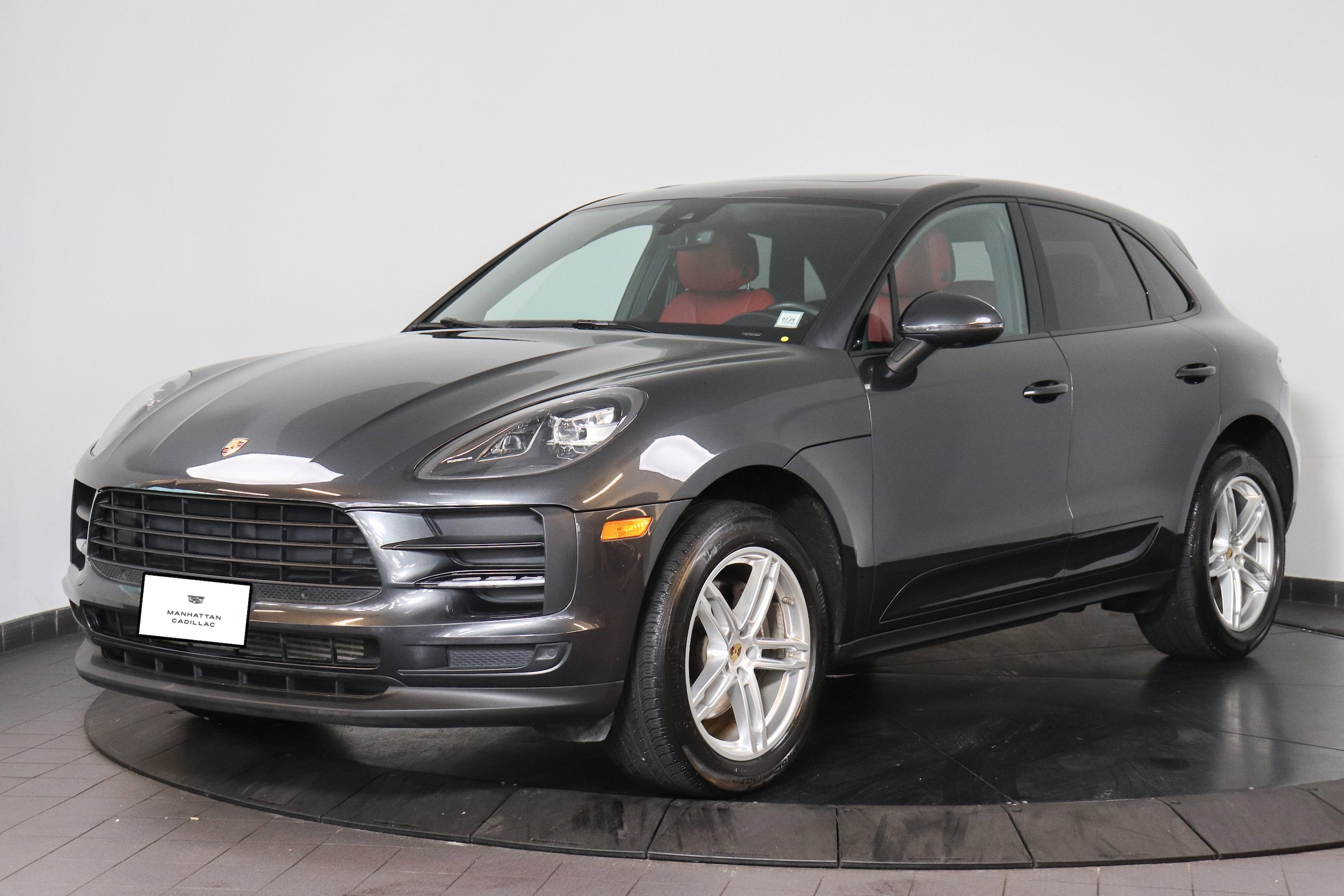 2020 Porsche Macan Base