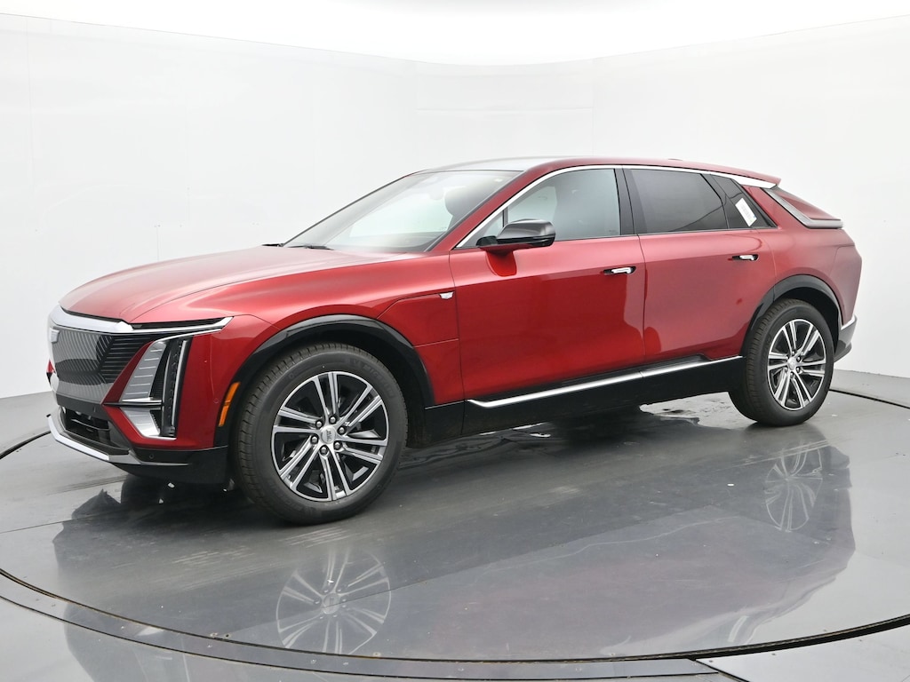 New 2026 CADILLAC LYRIQ Luxury SUV