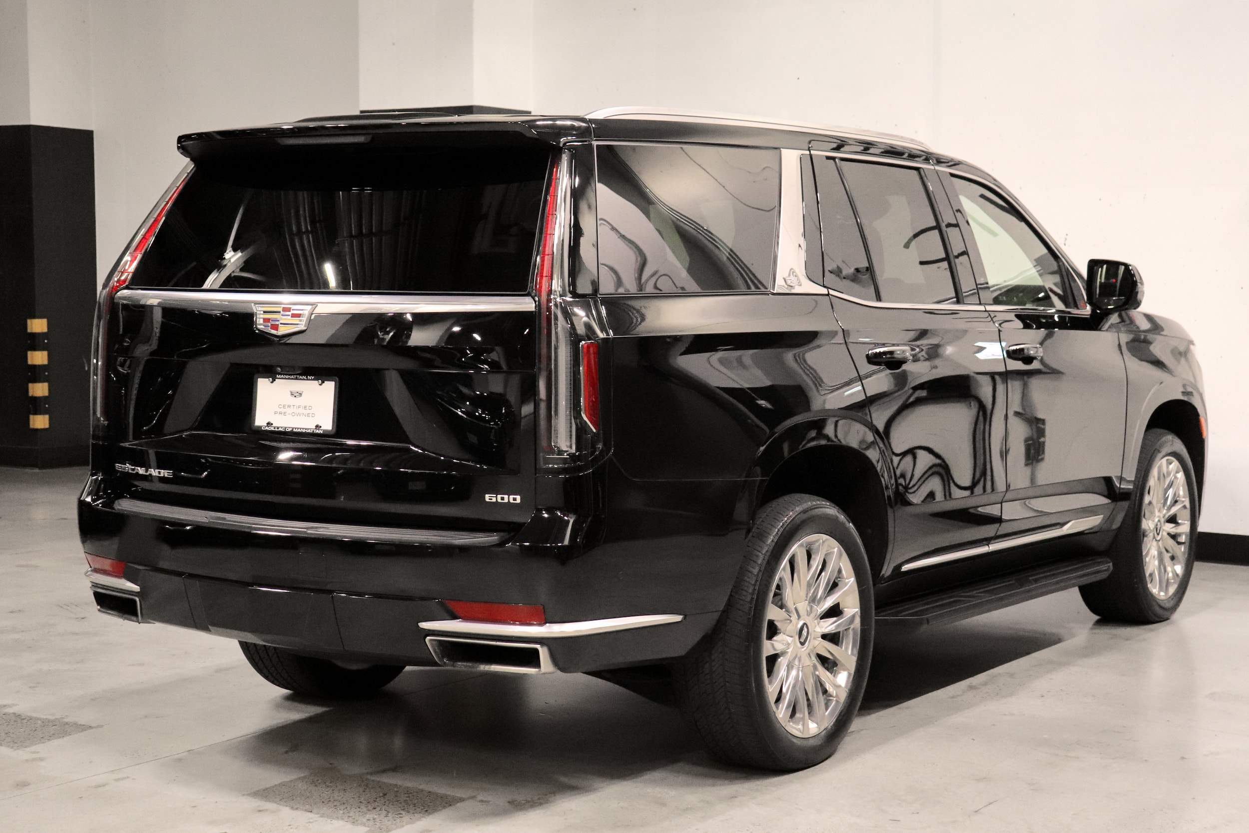 2023 Cadillac Escalade 5