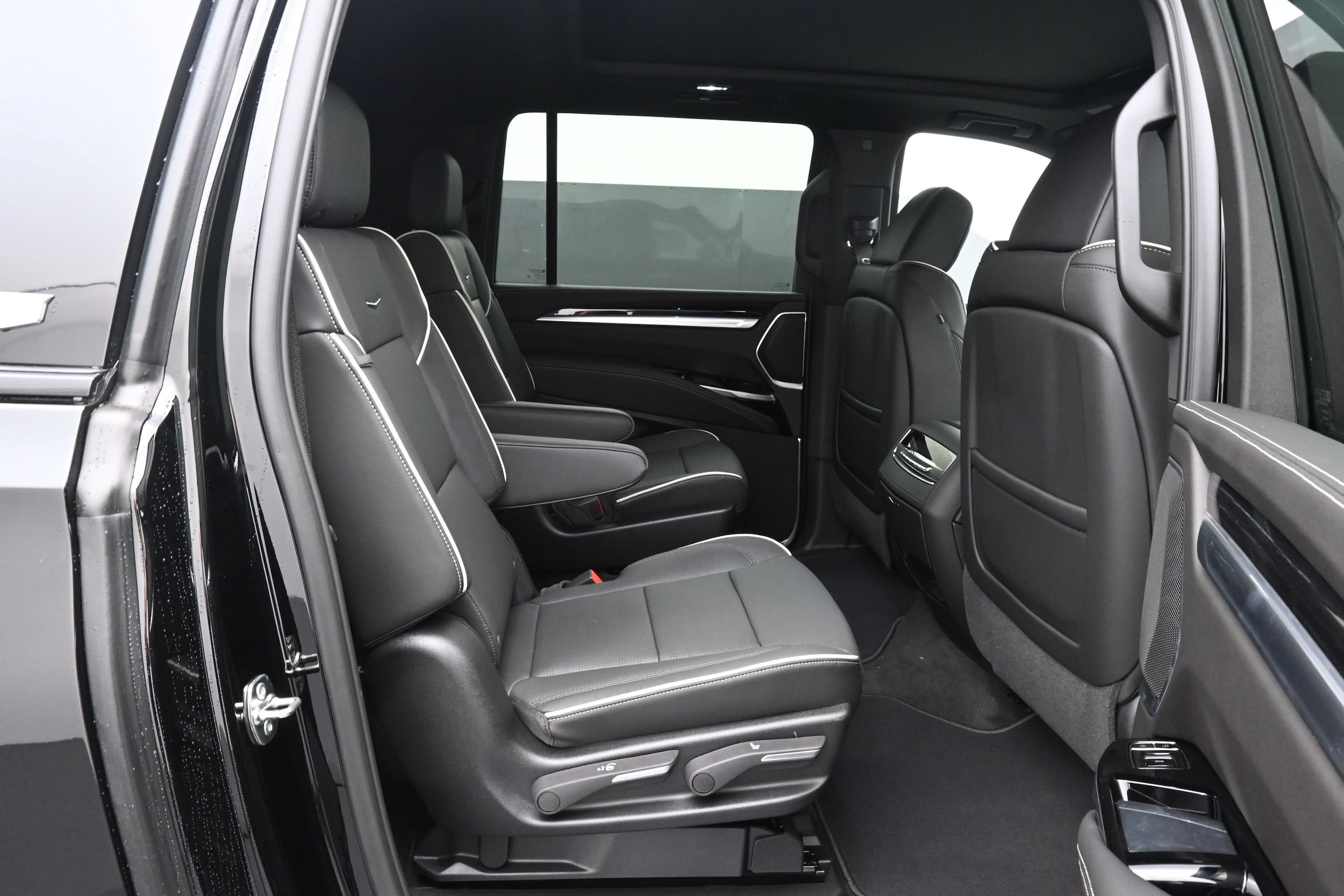 2026 Cadillac Escalade ESV Sport - Photo 12
