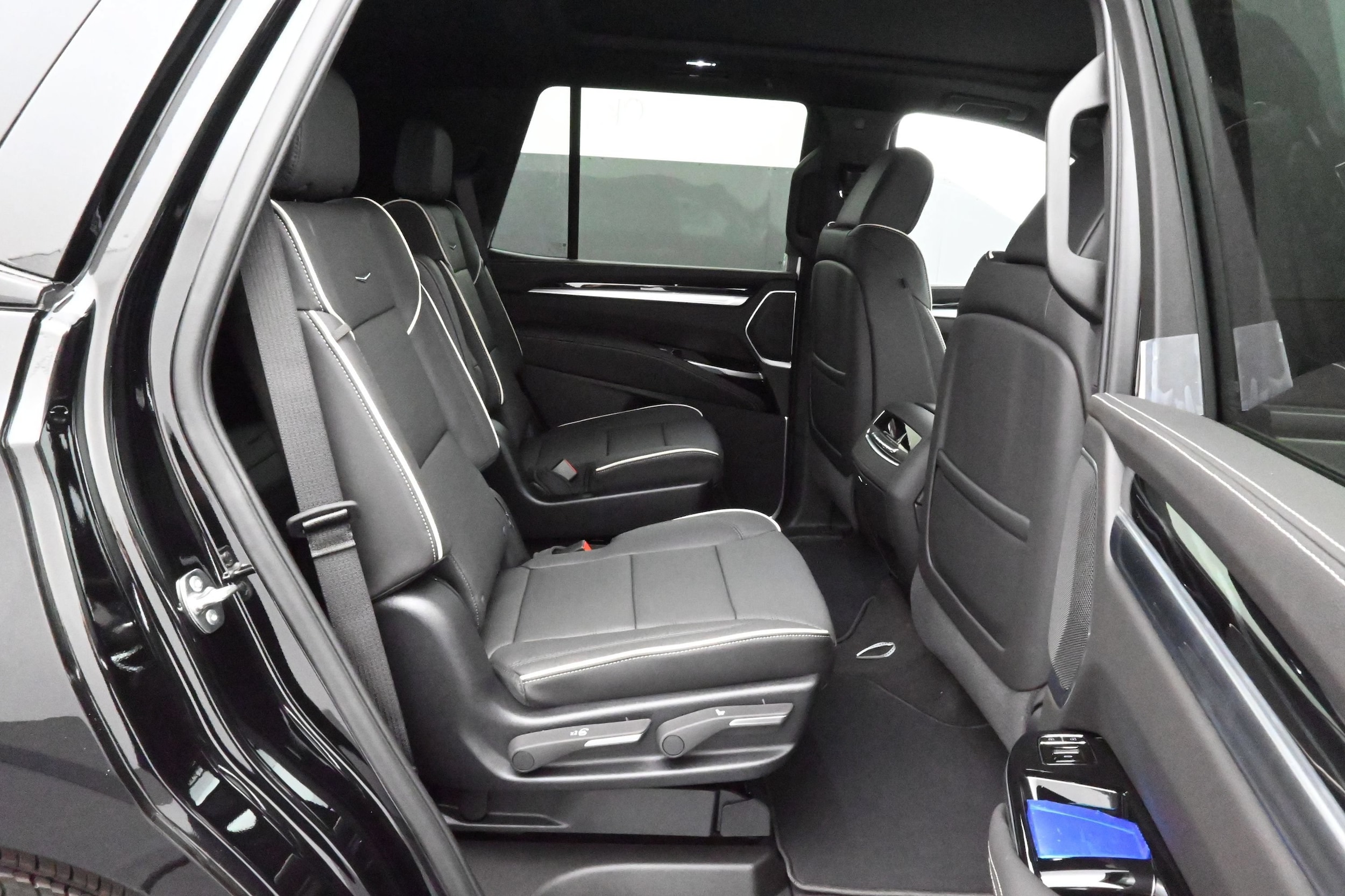 2026 Cadillac Escalade Sport - Photo 12
