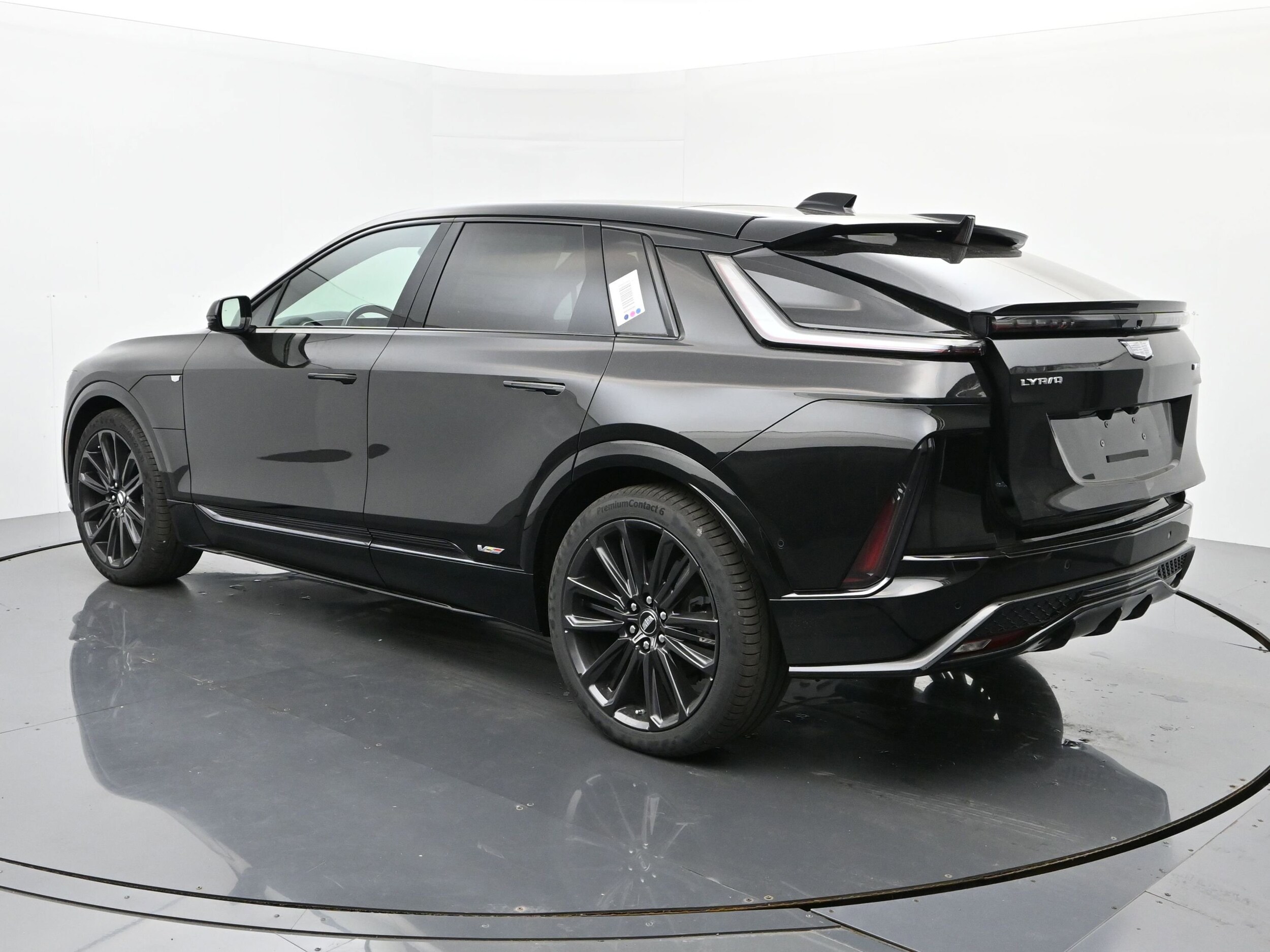 2026 Cadillac Lyriq photo 2