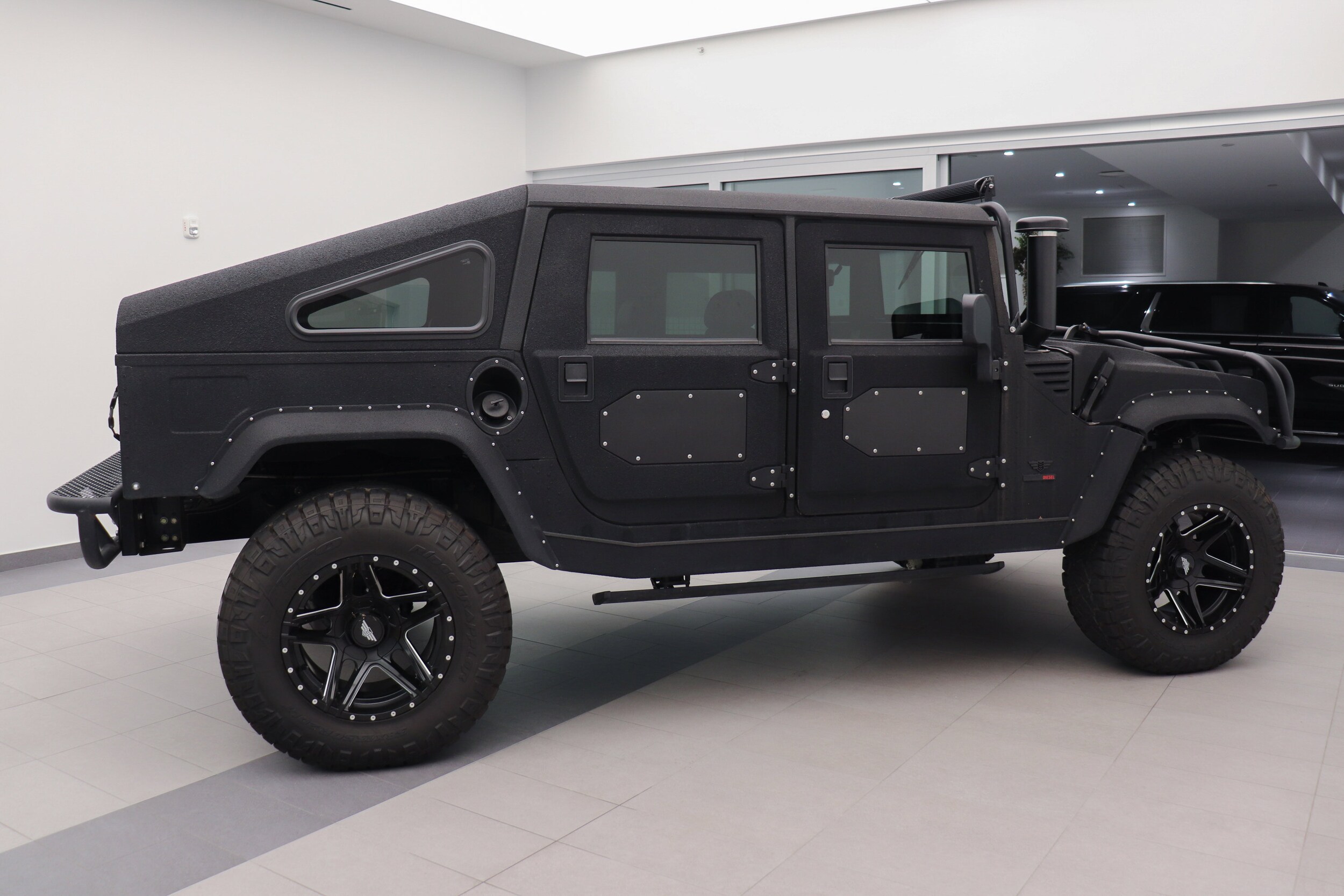 1995 Hummer H1 1 1/4 ton photo 4