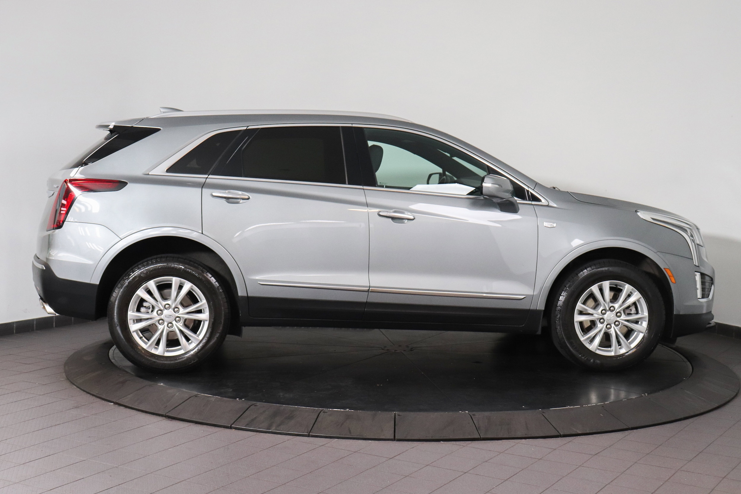 2023 Cadillac XT5 6