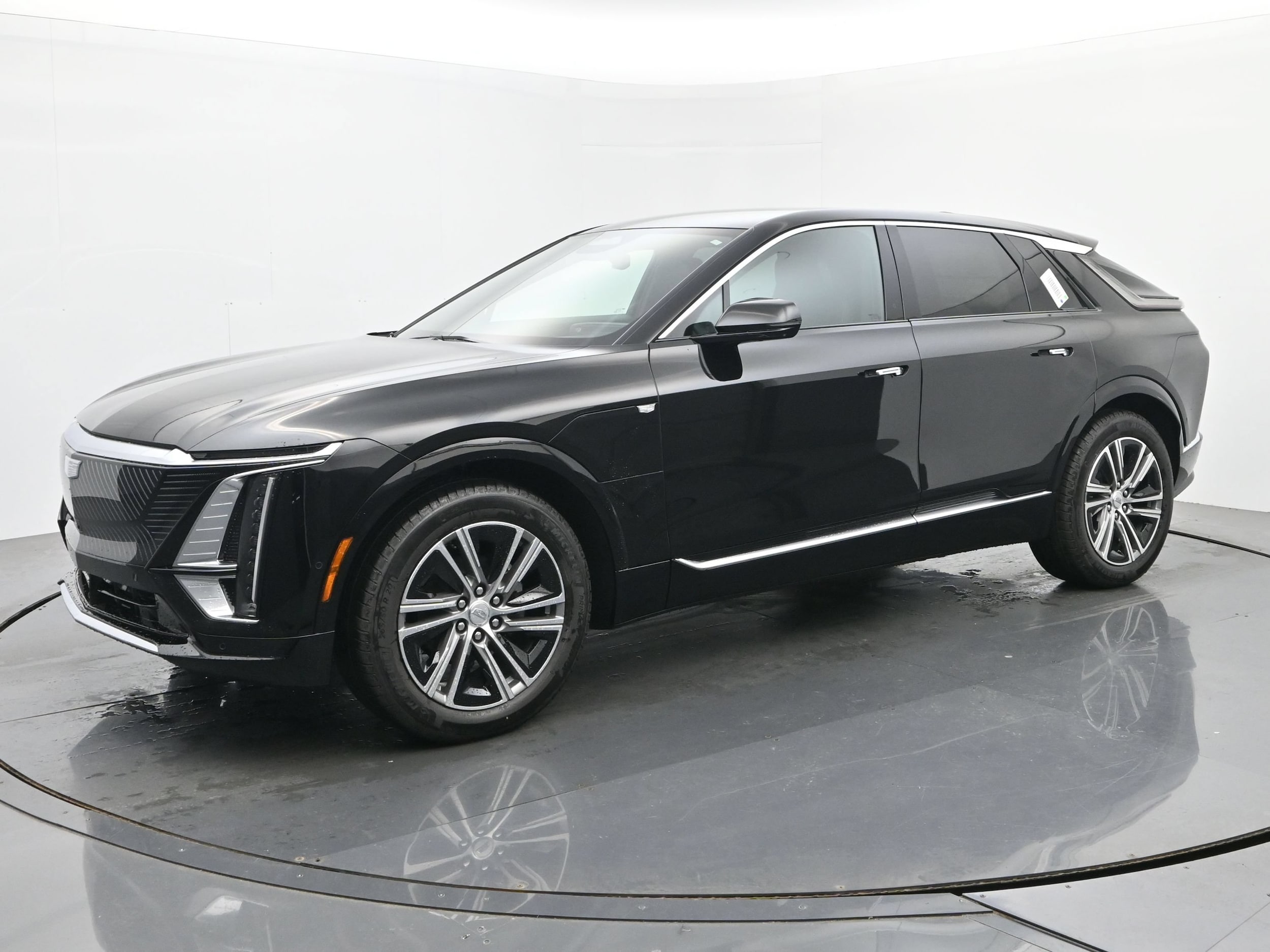 2027 Cadillac LYRIQ