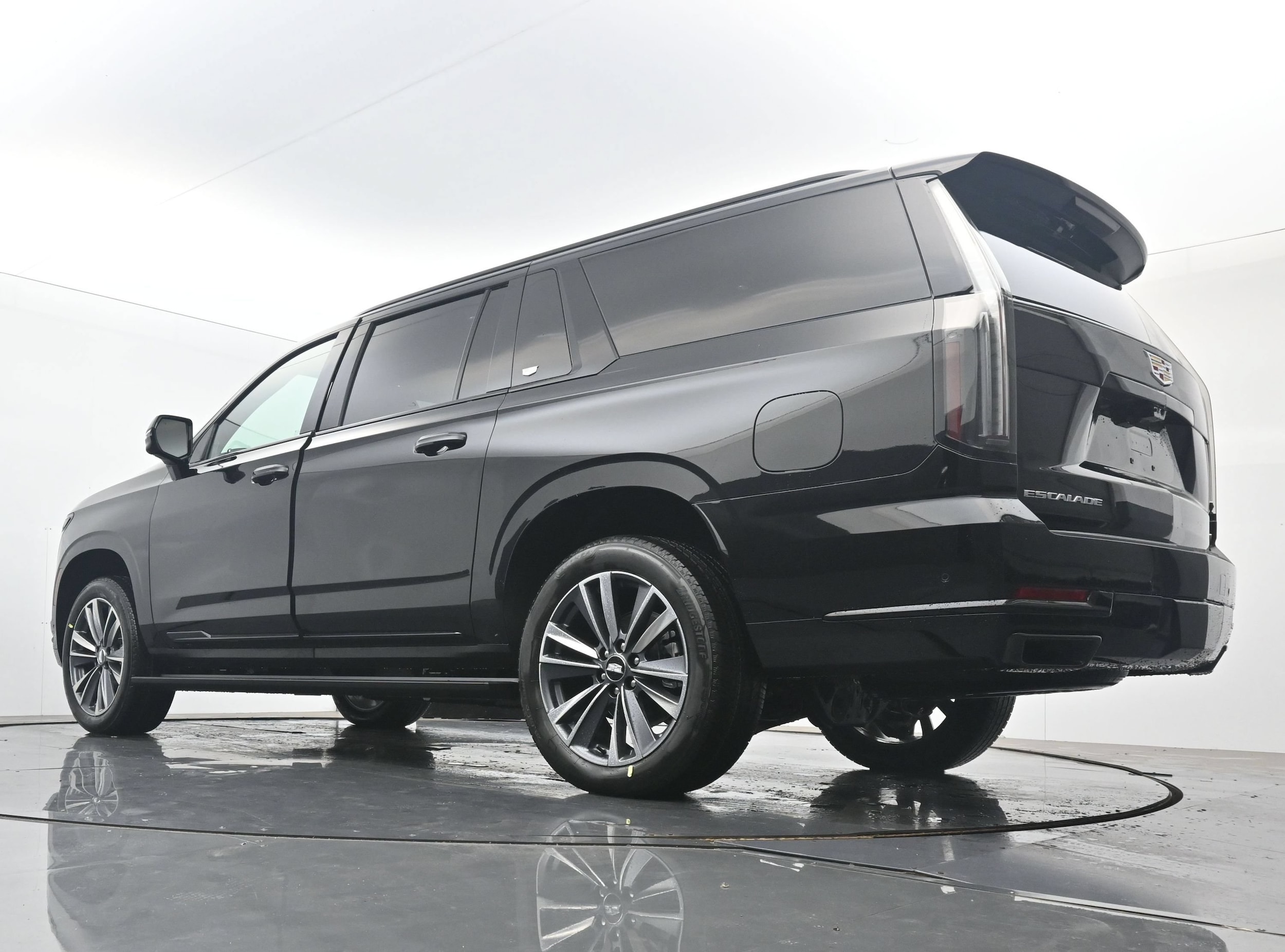 2026 Cadillac Escalade ESV Sport - Photo 17
