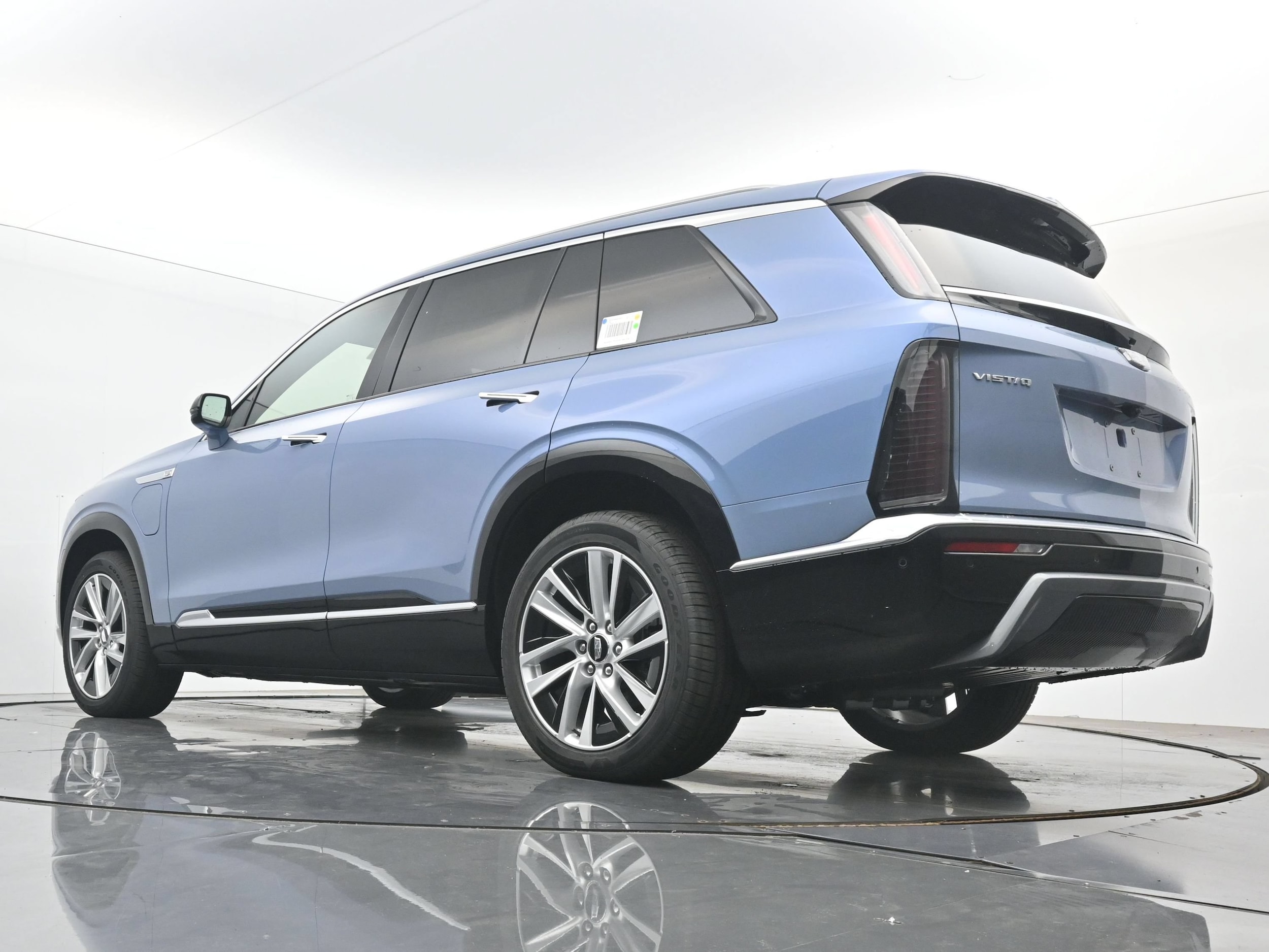 2027 Cadillac VISTIQ Luxury - Photo 16
