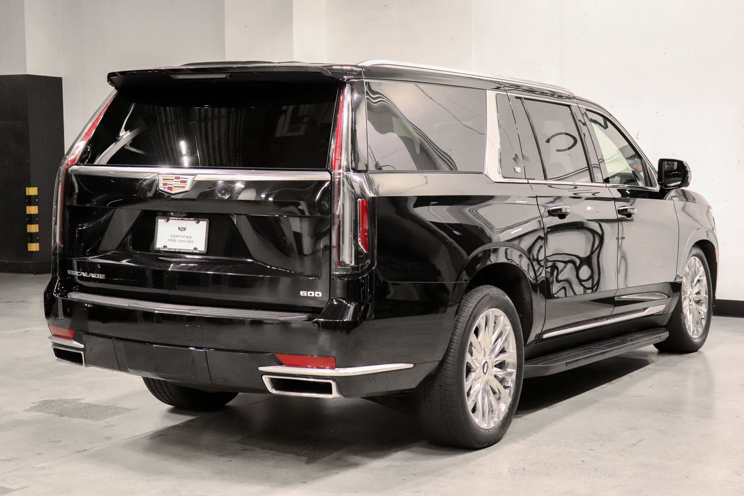 2022 Cadillac Escalade ESV 5