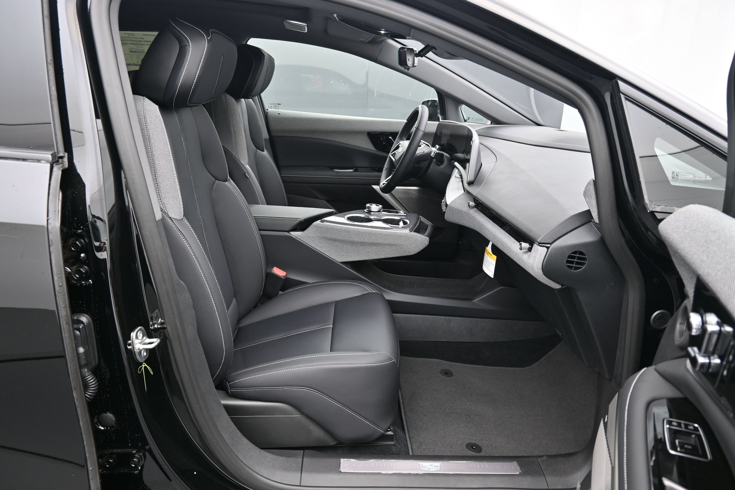 2026 Cadillac OPTIQ Sport - Photo 13