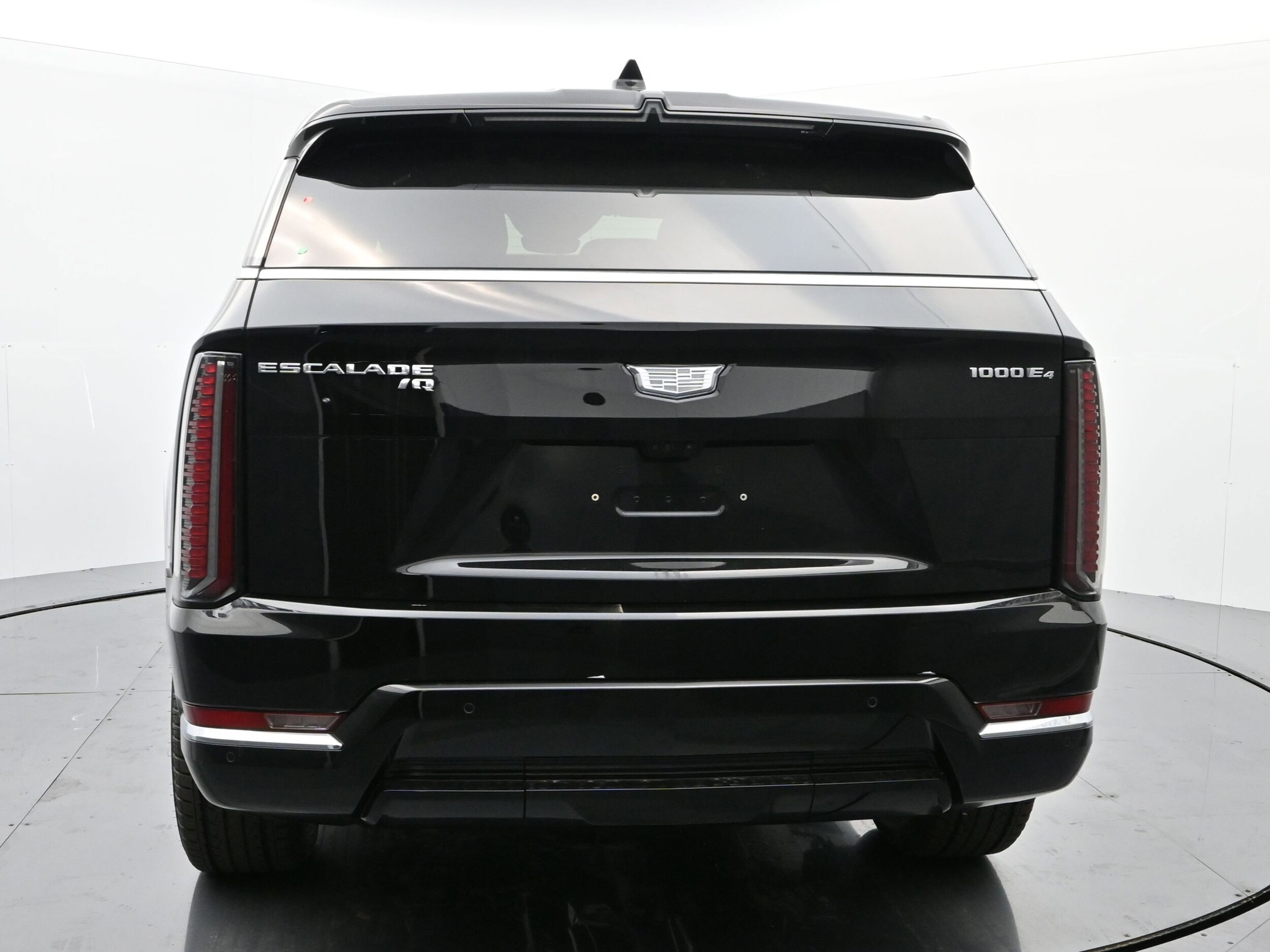 2025 Cadillac Escalade IQ Luxury photo 4
