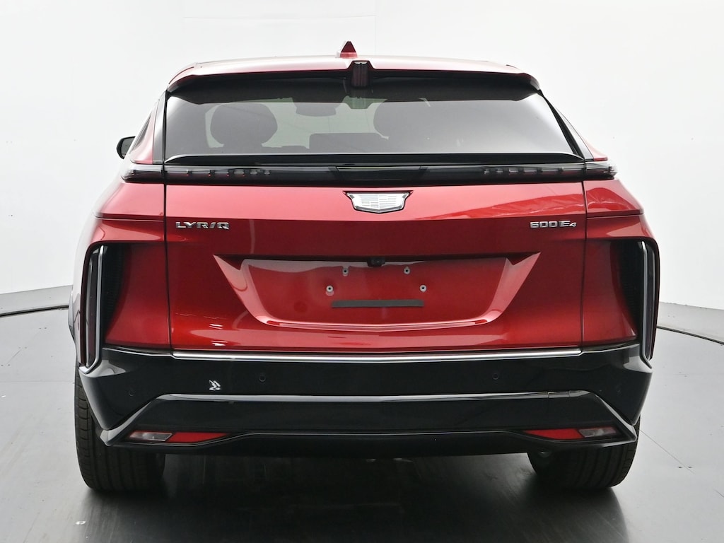 New 2026 CADILLAC LYRIQ Luxury SUV