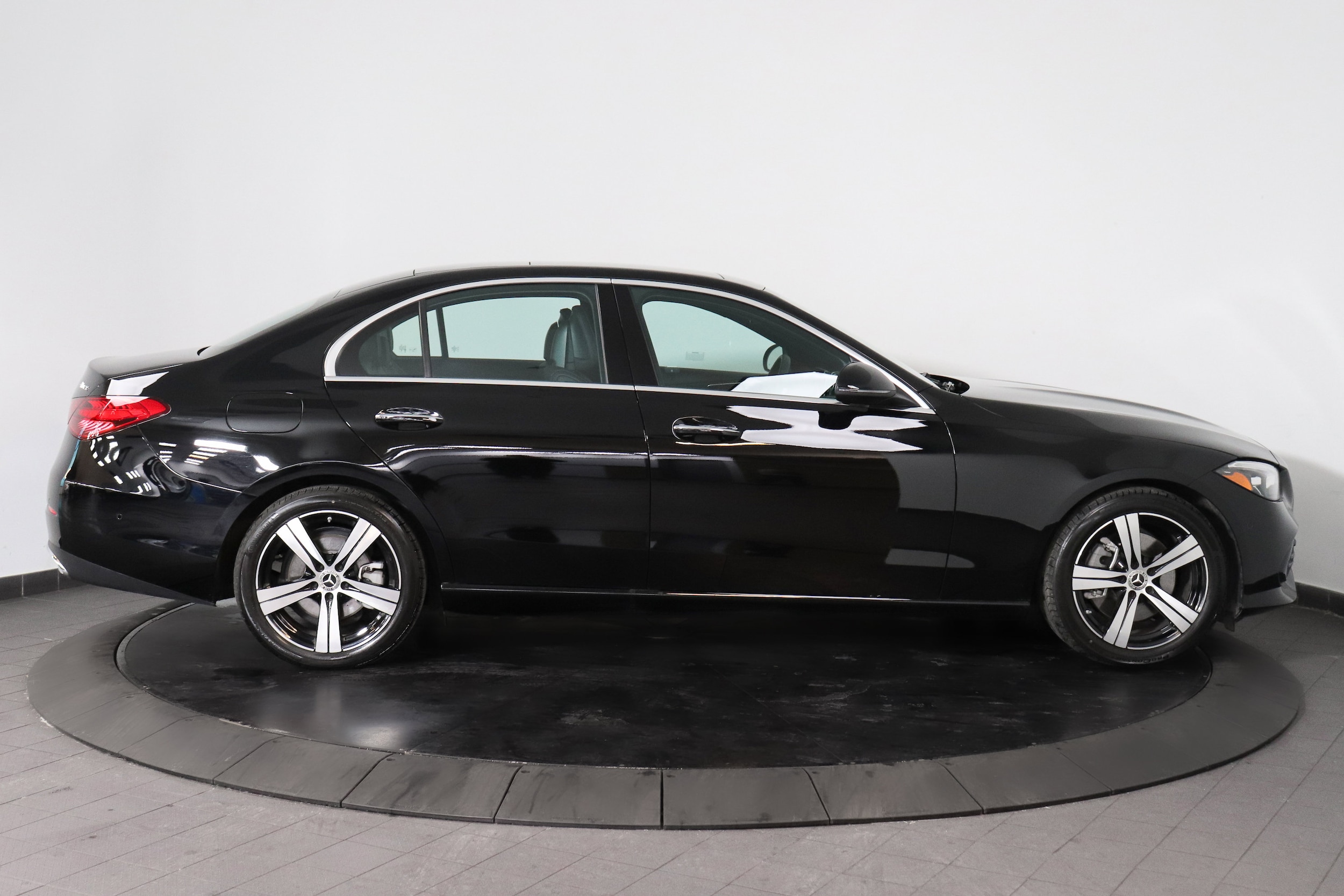 2025 Mercedes-Benz C-Class Sedan 6