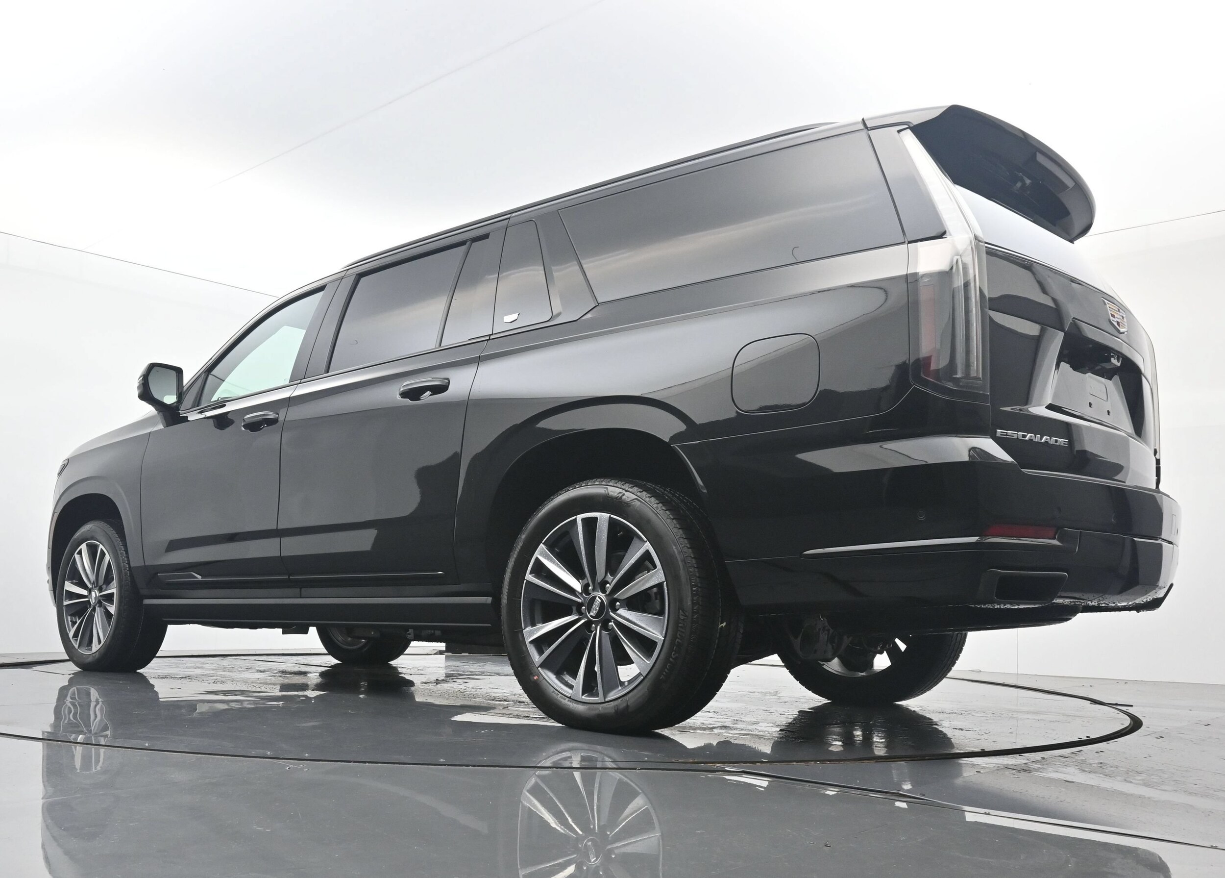 2026 Cadillac Escalade ESV Sport - Photo 17