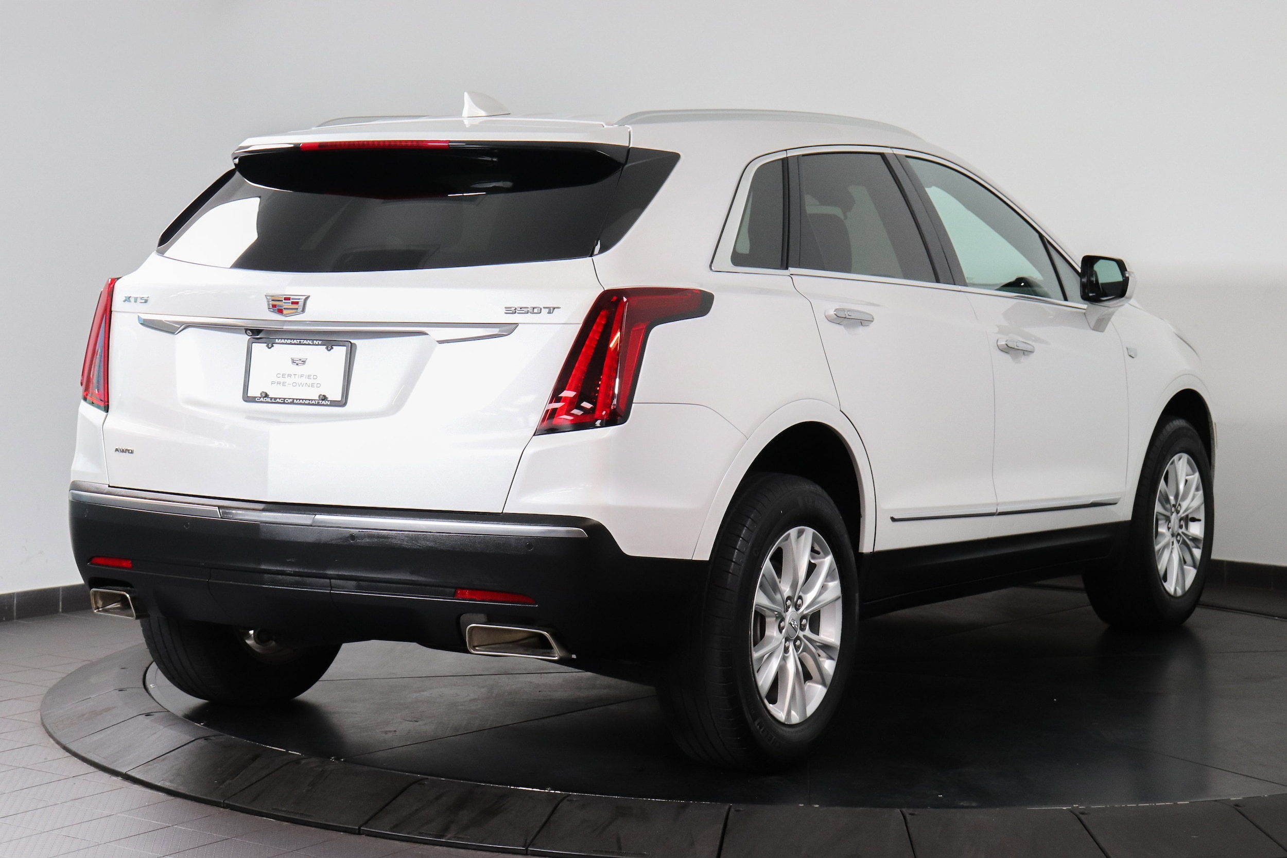 2022 Cadillac XT5 5