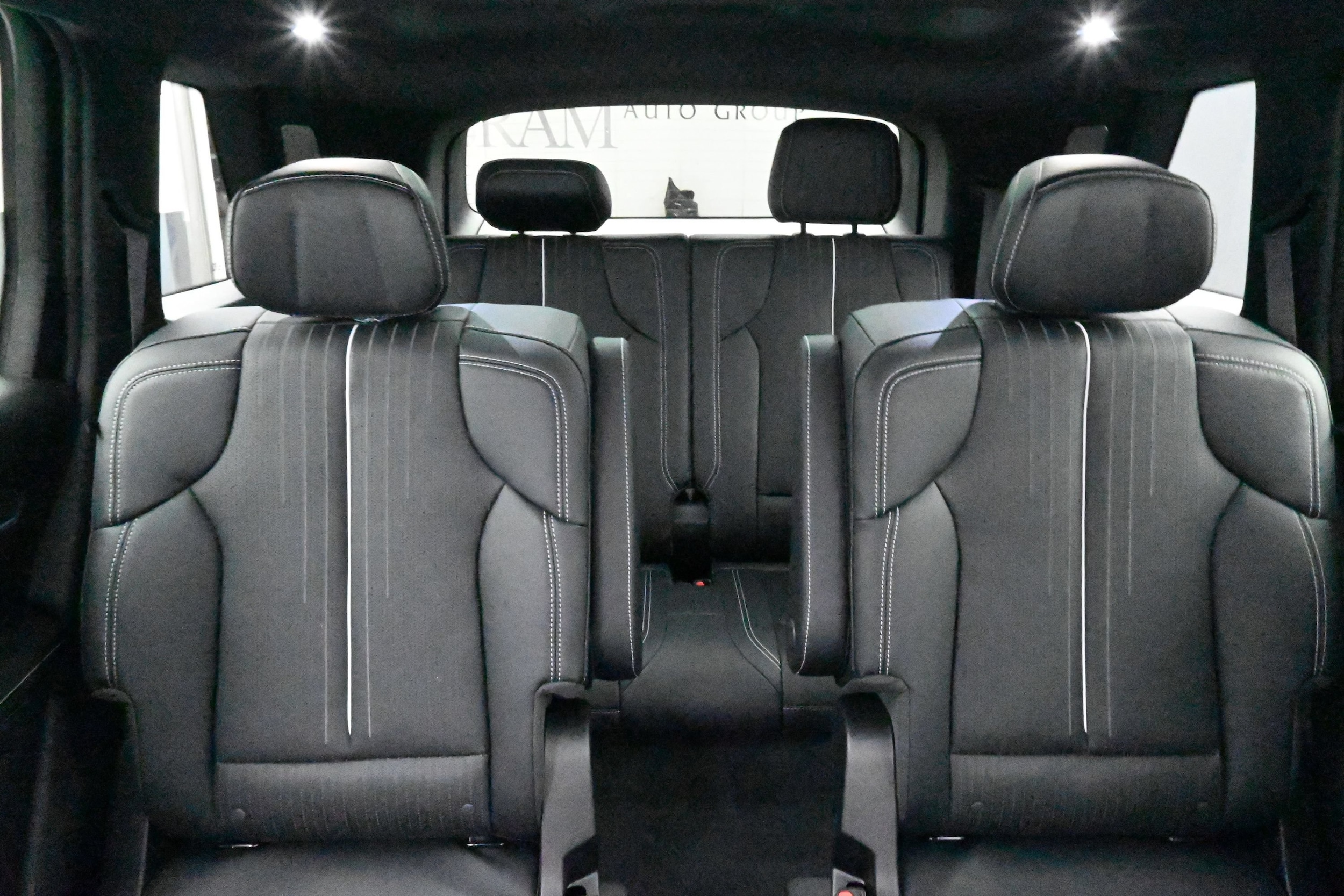 2027 Cadillac VISTIQ Luxury - Photo 13