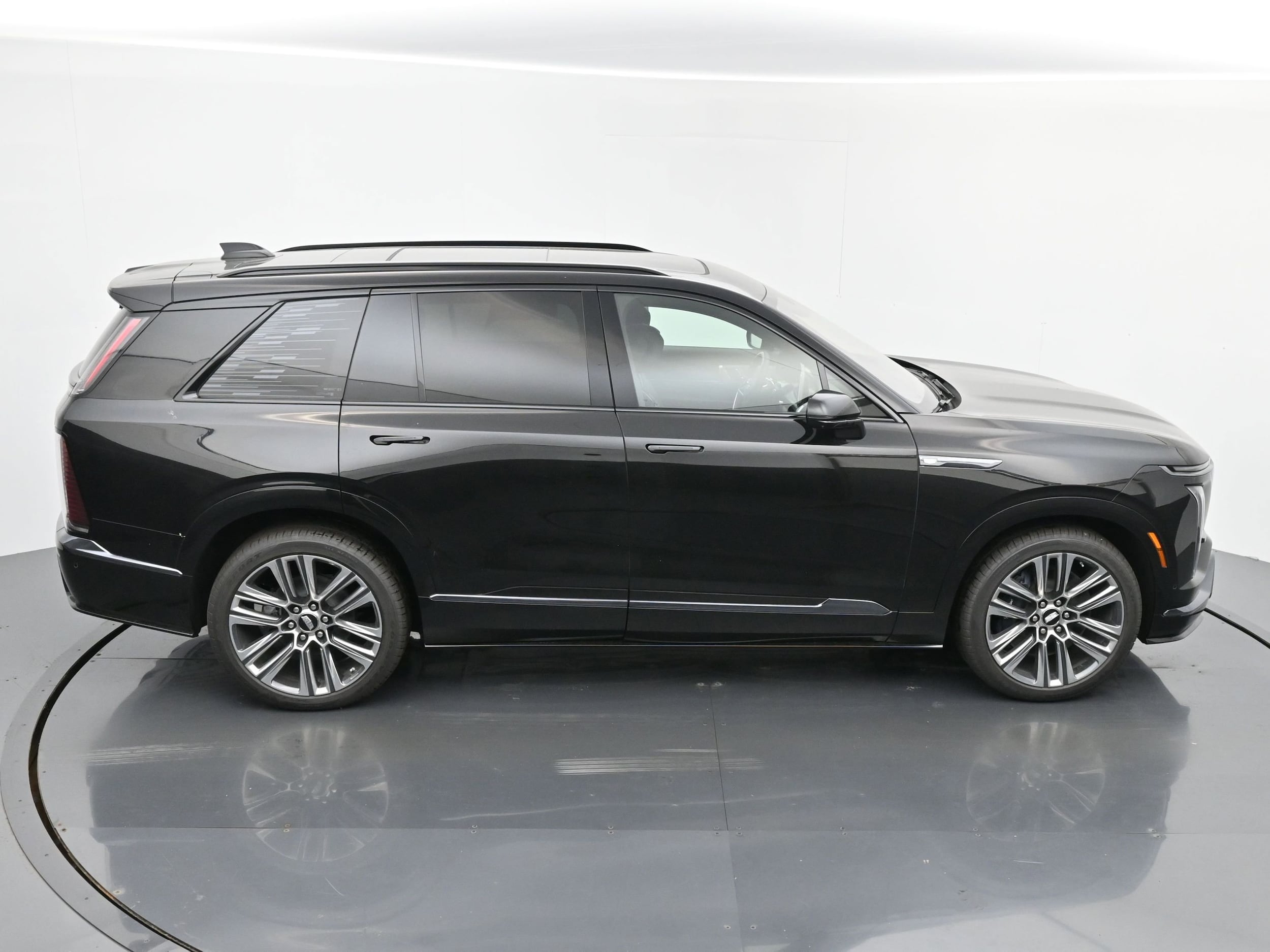 2026 Cadillac VISTIQ Platinum Sport - Photo 28