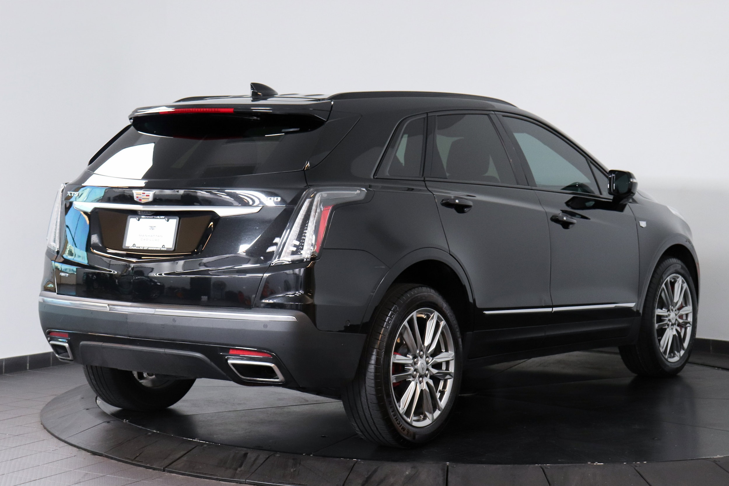 2023 Cadillac XT5 5