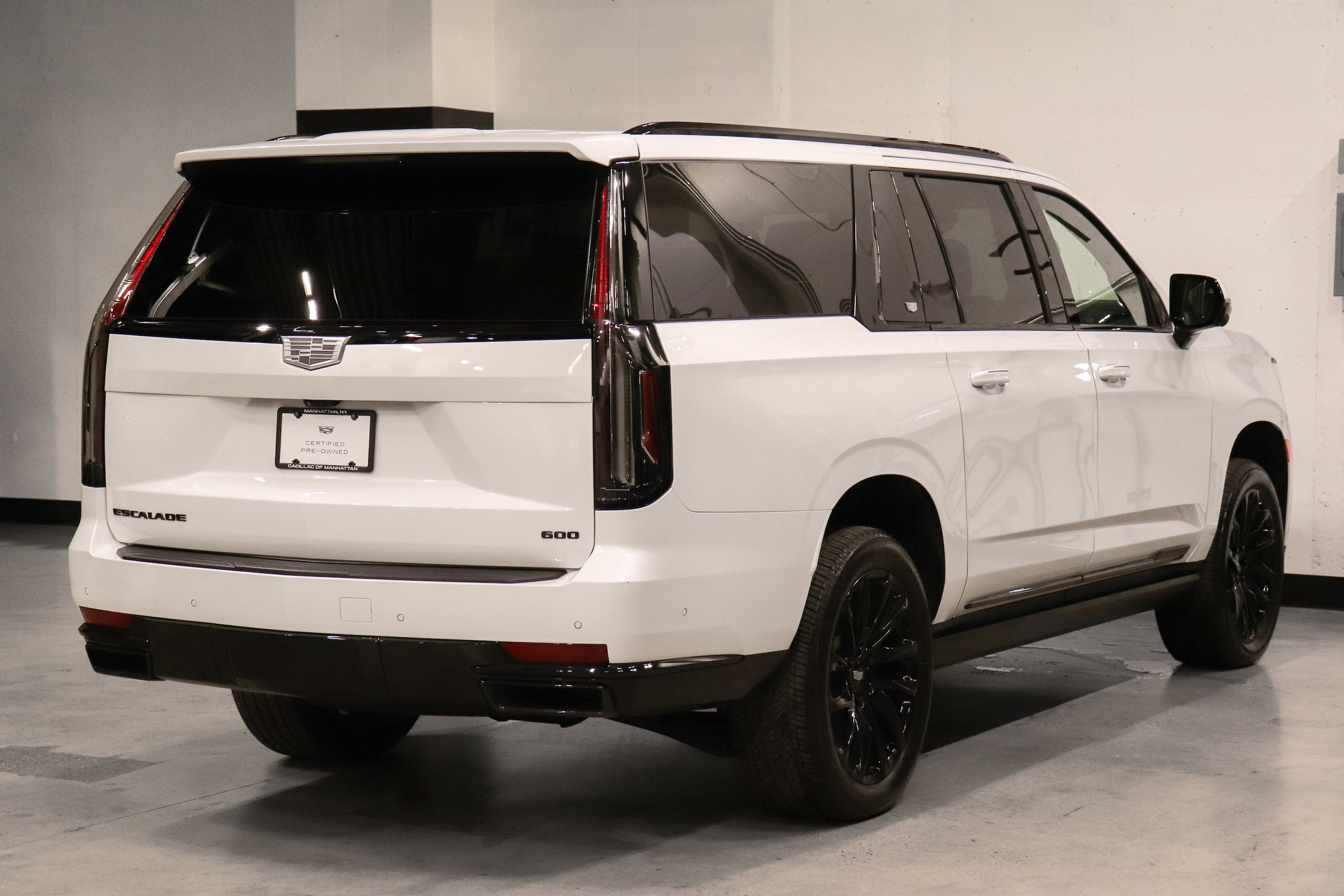 2023 Cadillac Escalade ESV 5
