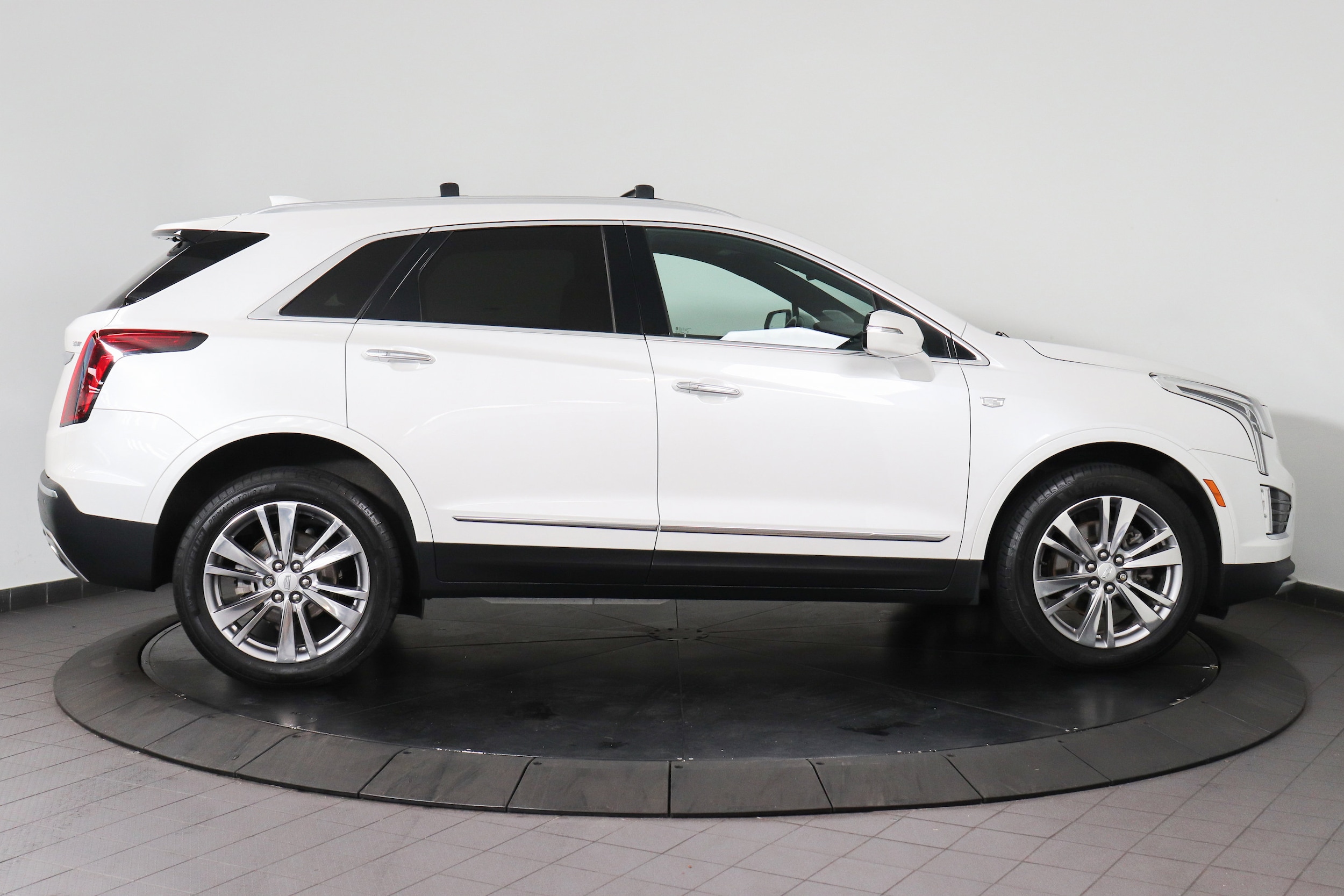 2023 Cadillac XT5 6