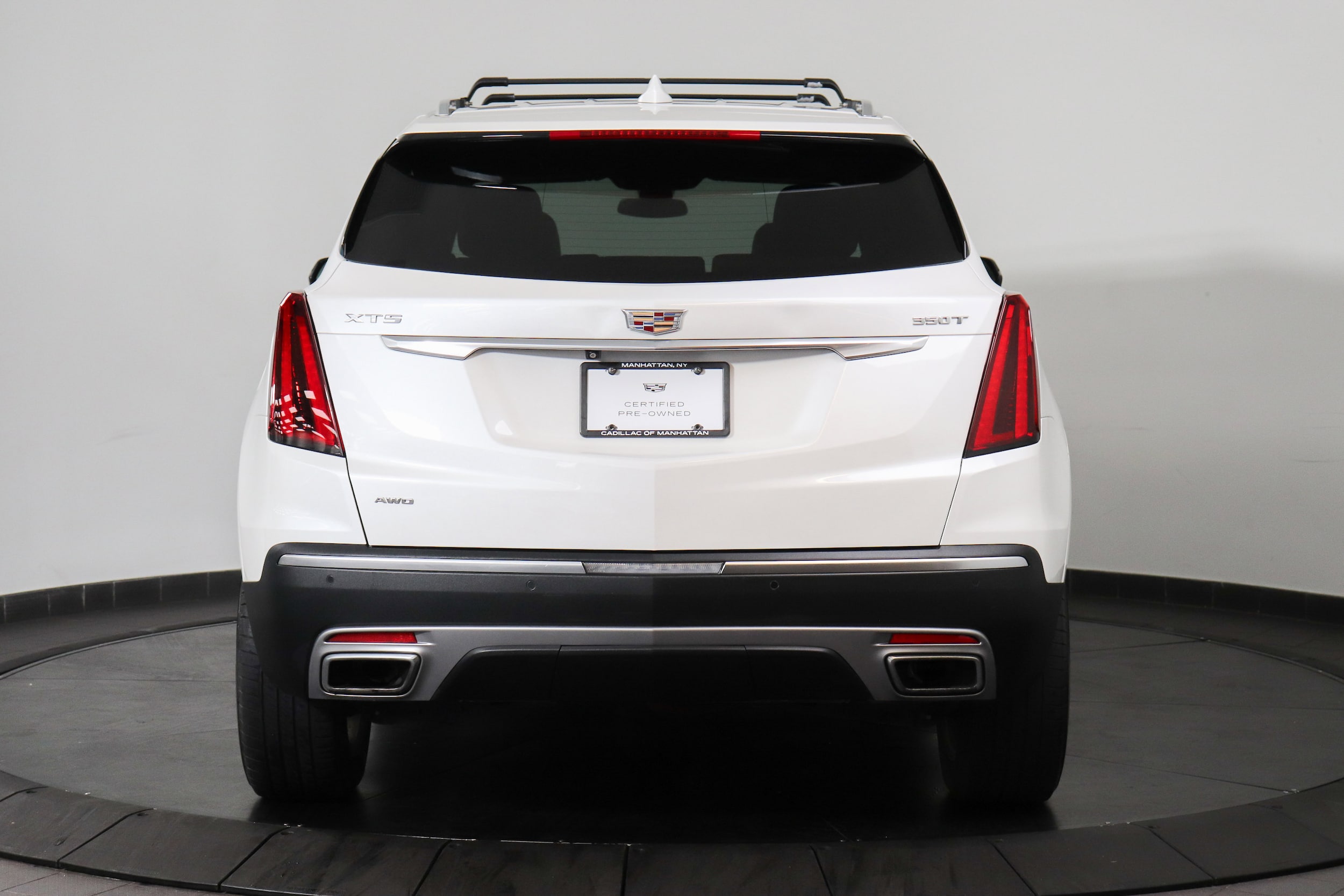 2023 Cadillac XT5 4