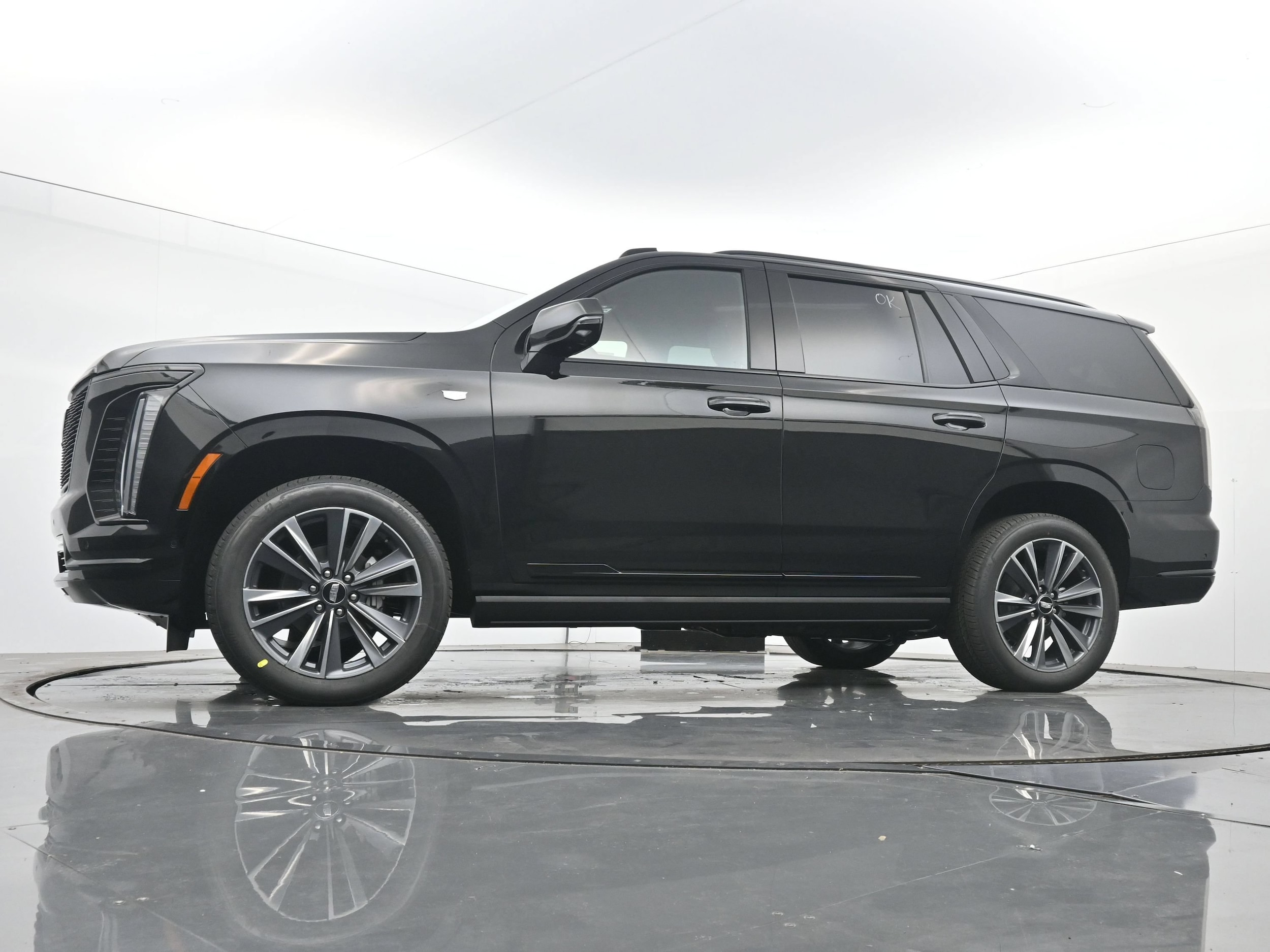 2026 Cadillac Escalade Sport - Photo 16