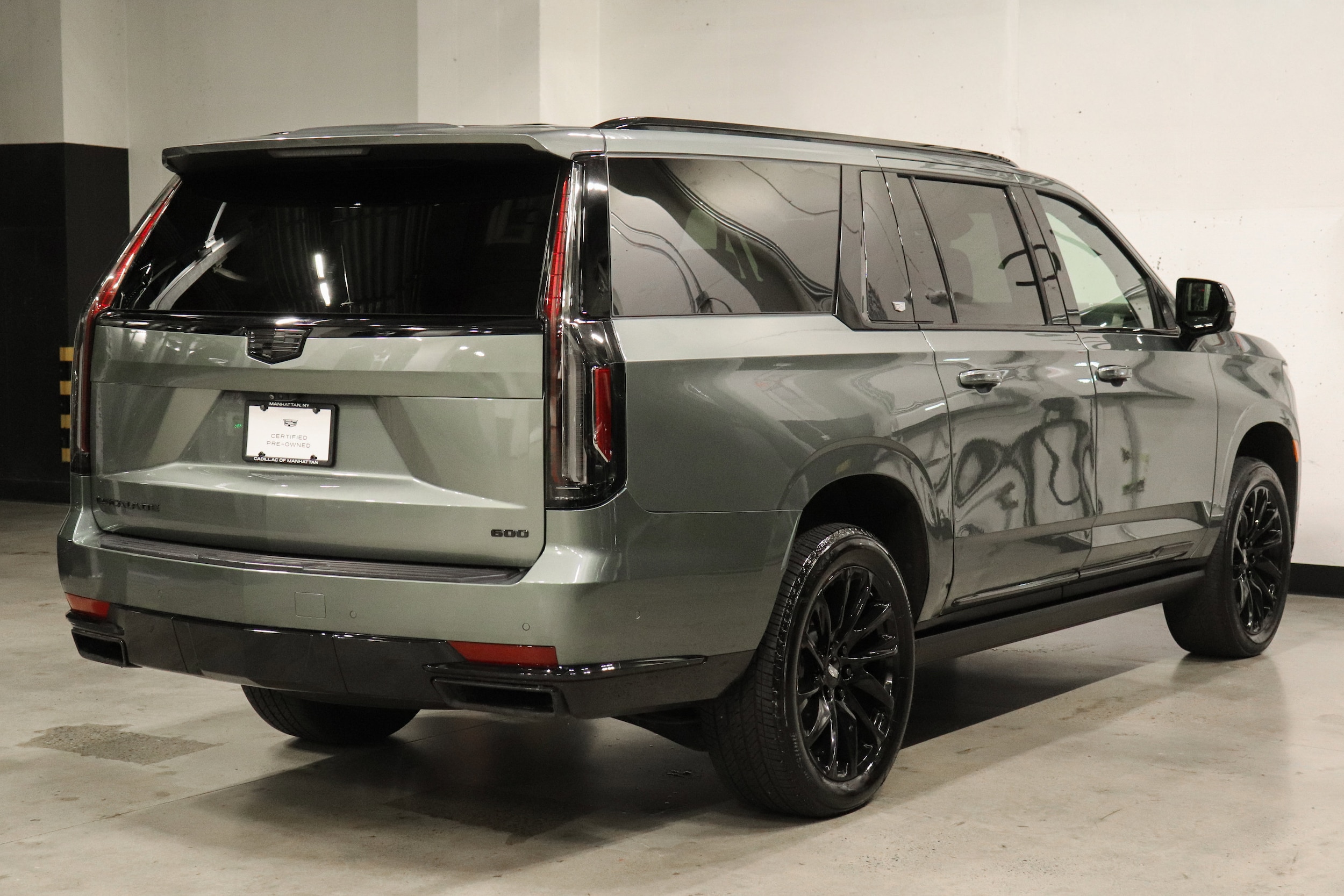 2023 Cadillac Escalade ESV 5