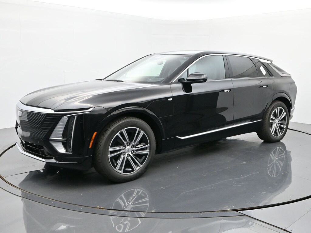 New 2026 CADILLAC LYRIQ Luxury SUV