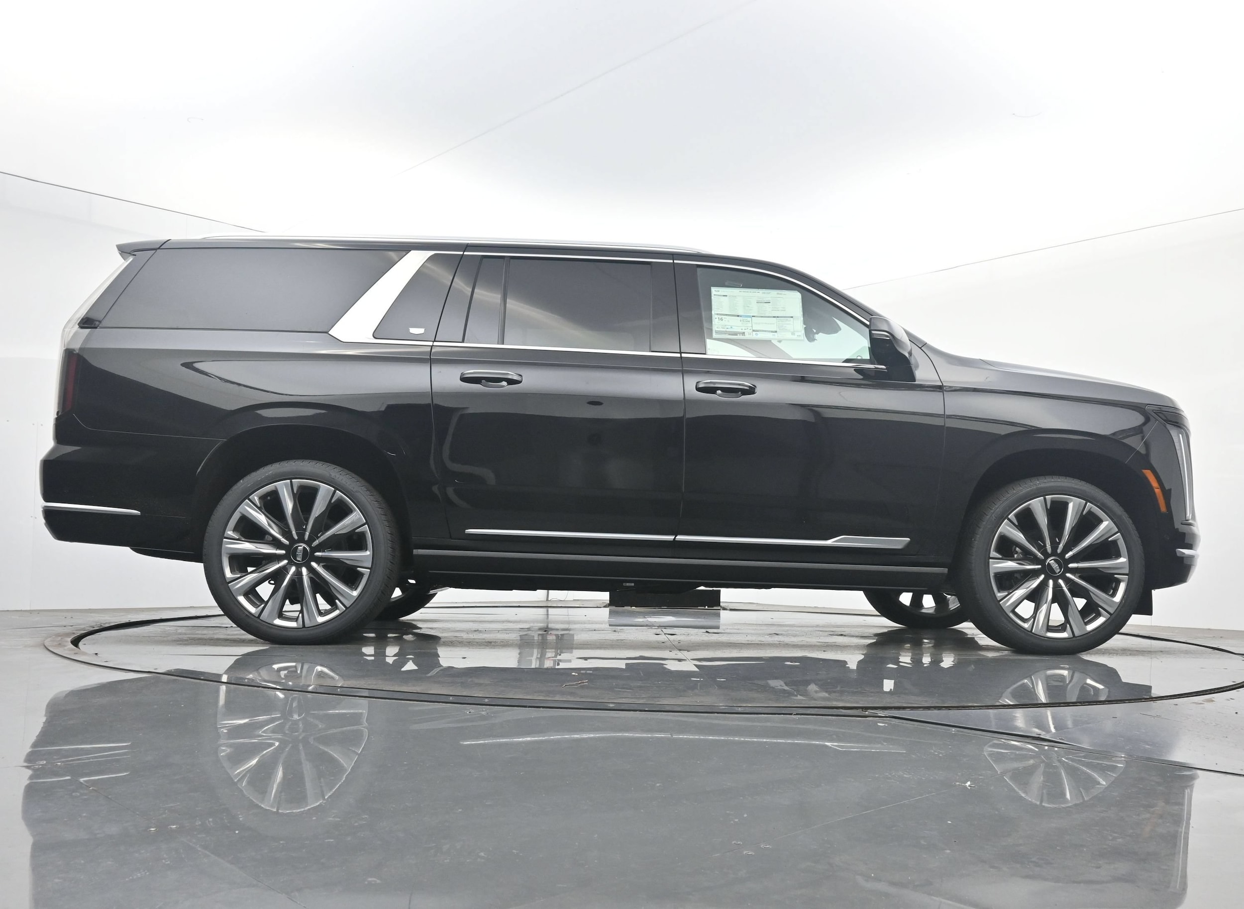 2027 Cadillac Escalade ESV Luxury - Photo 20