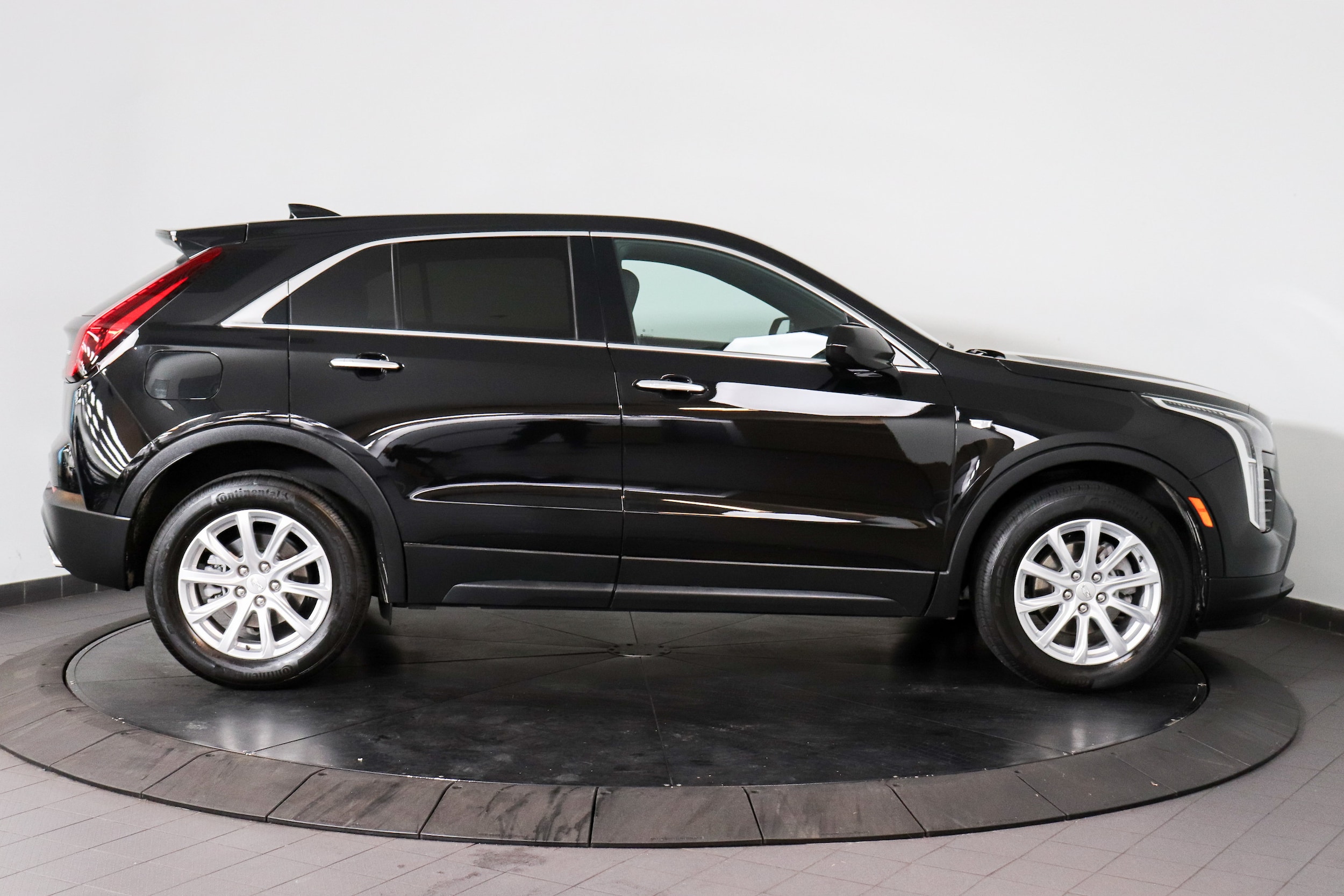 2023 Cadillac XT4 6