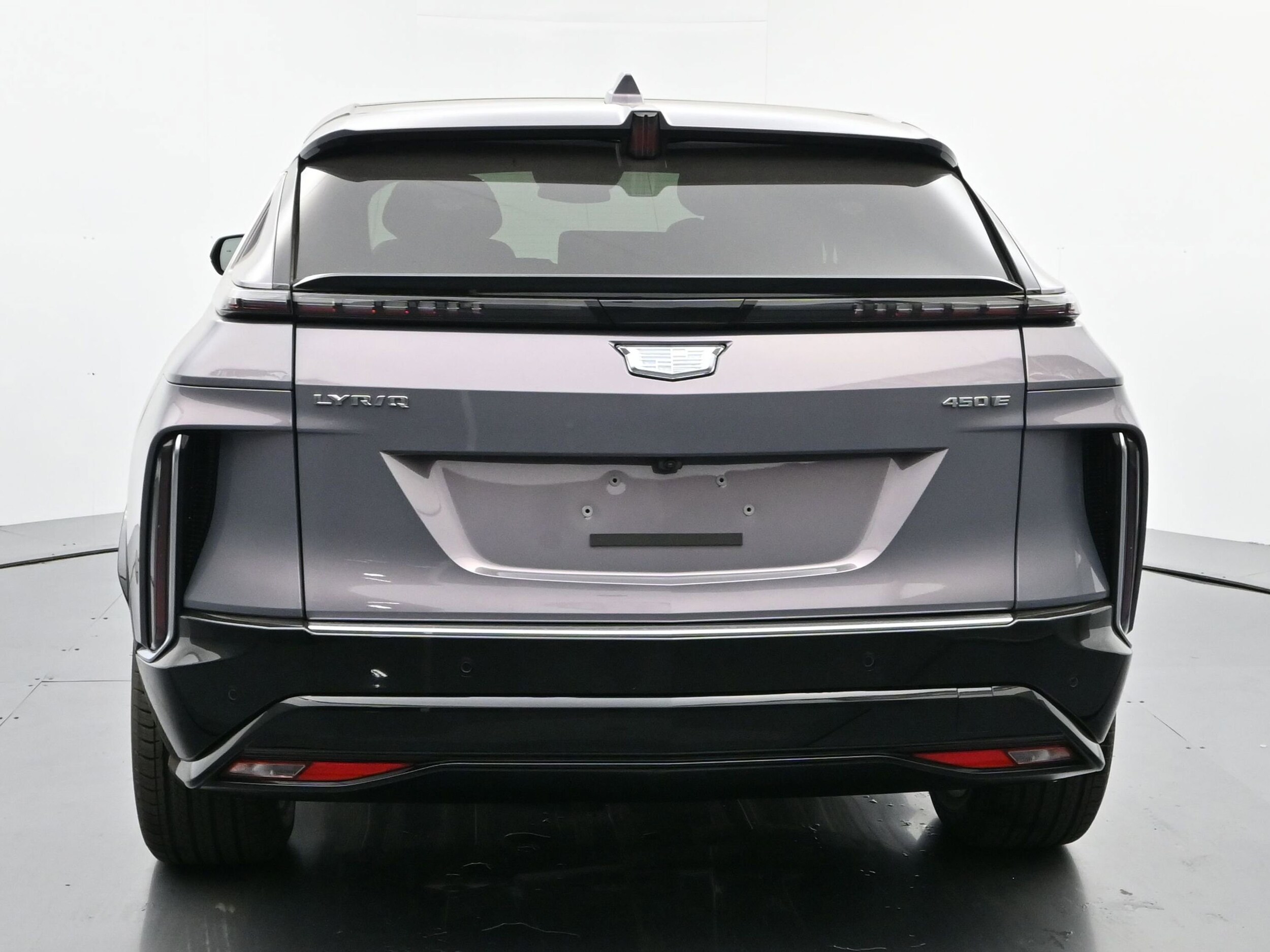 2026 Cadillac Lyriq Luxury photo 3